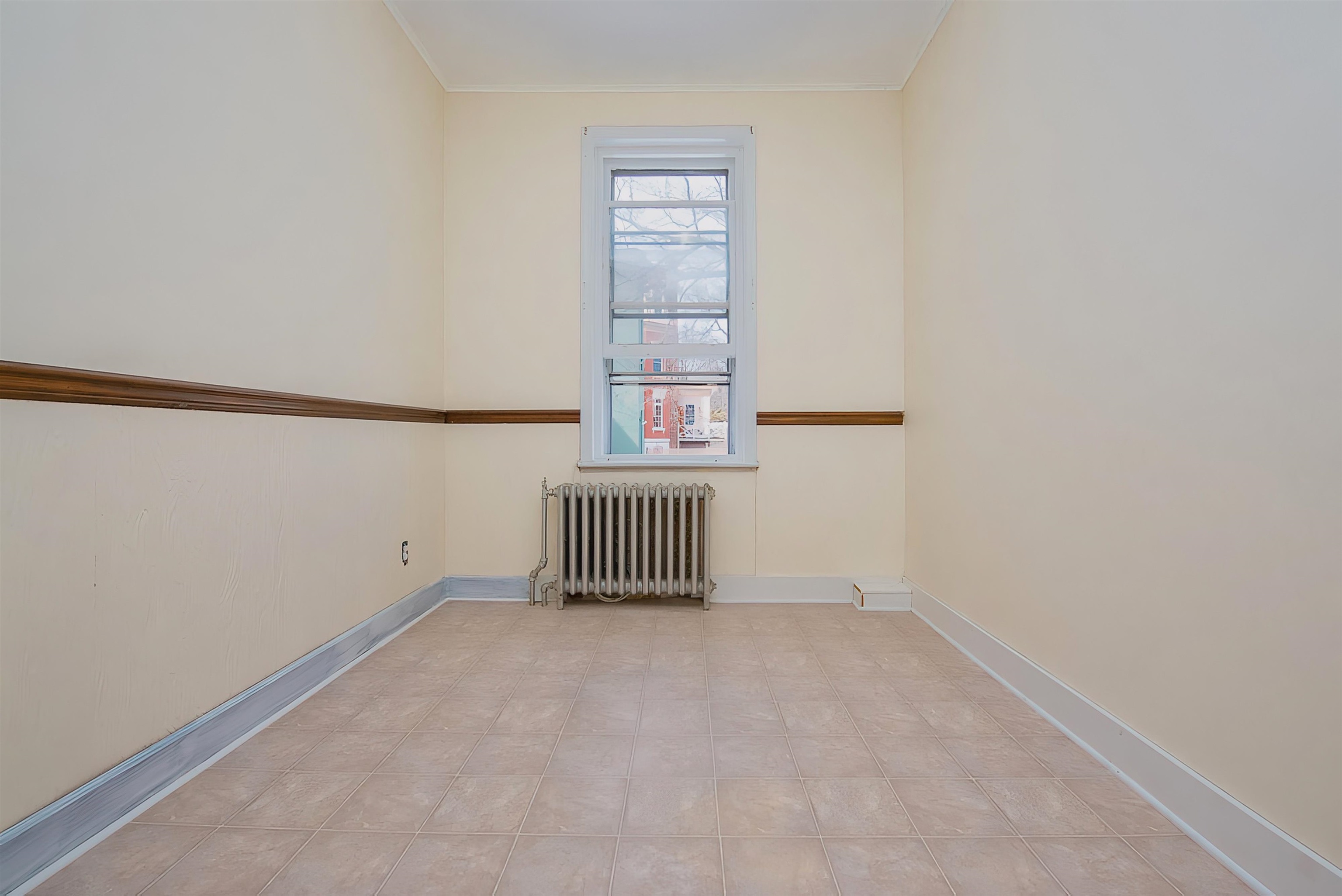 277 PALISADE AVE Unit: 2