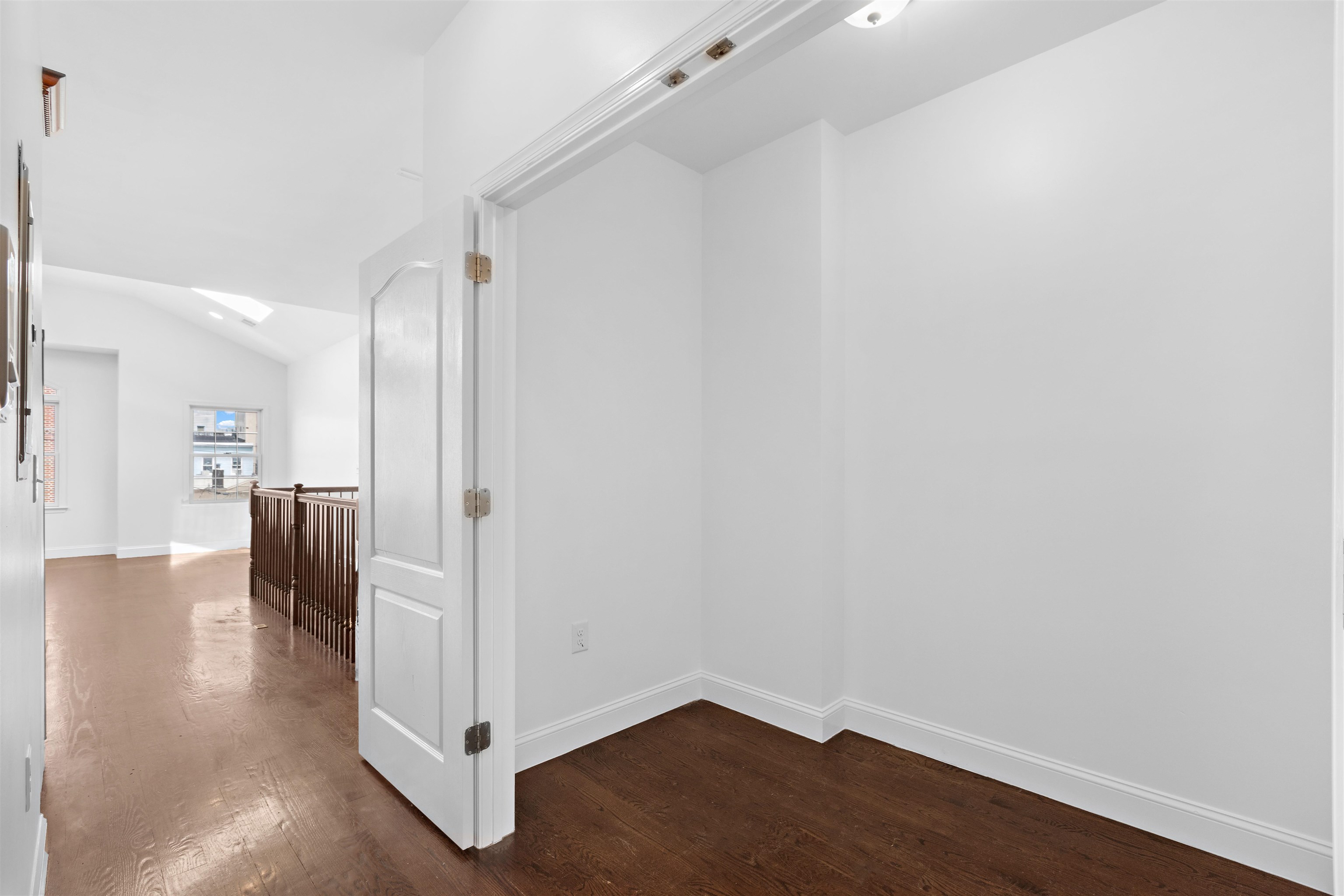 244 CAMBRIDGE AVE Unit: 2