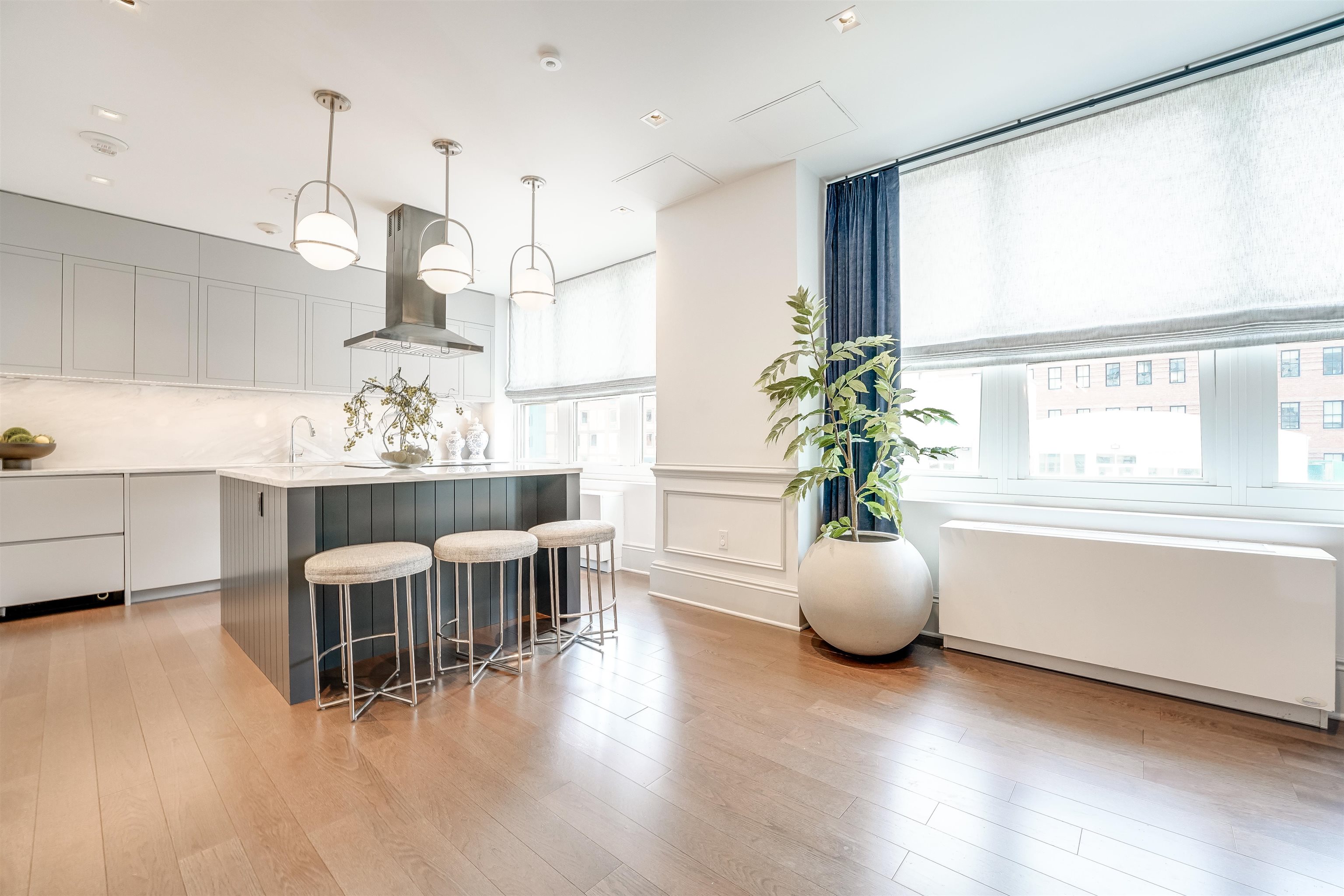 88 MORGAN ST Unit: 4303