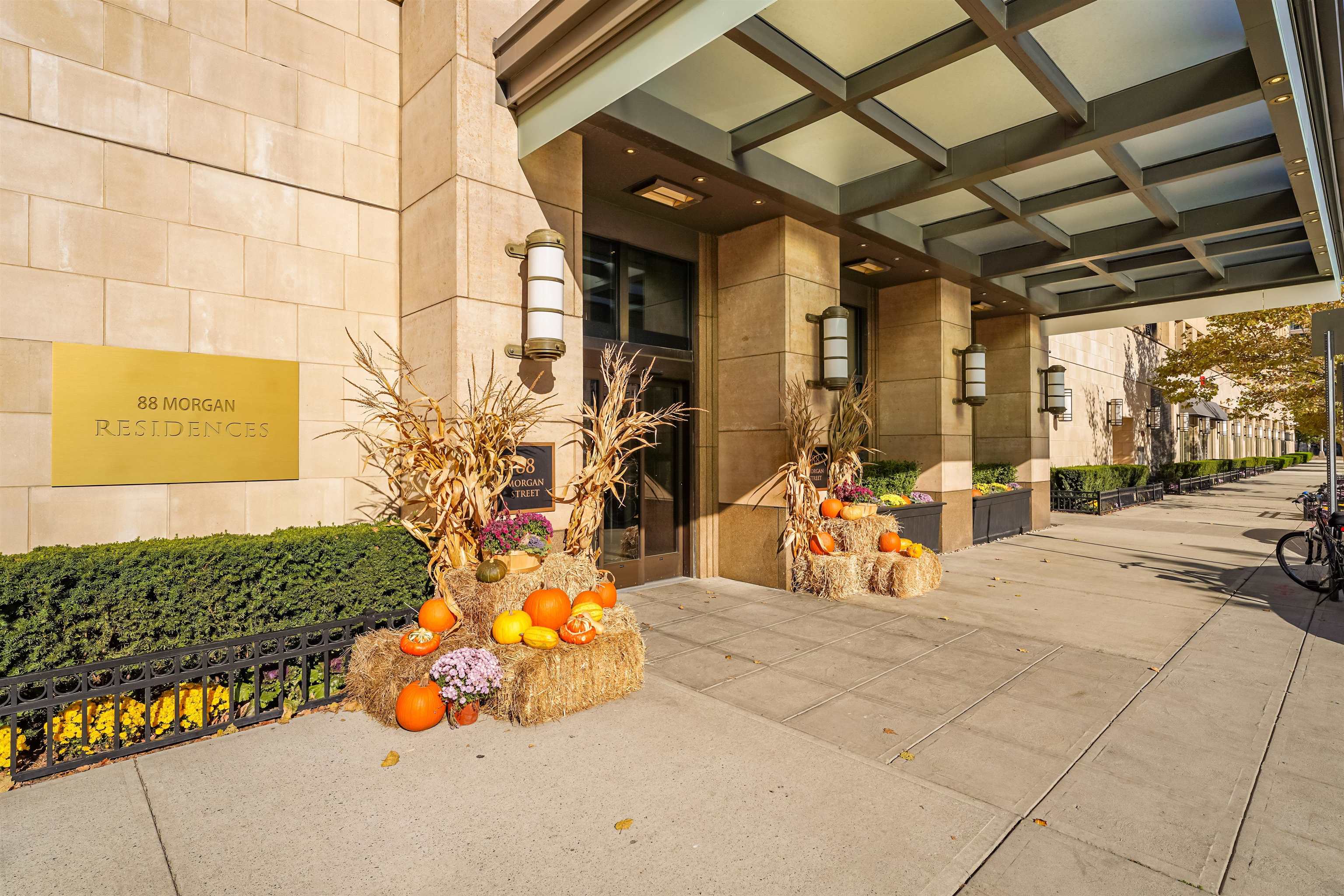 88 MORGAN ST Unit: 4303