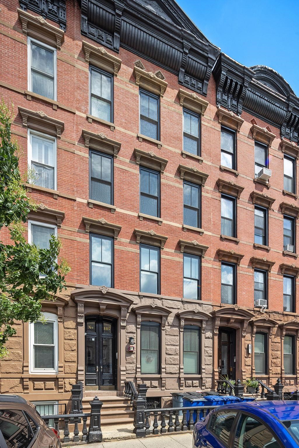 1117 WASHINGTON ST Unit: 3