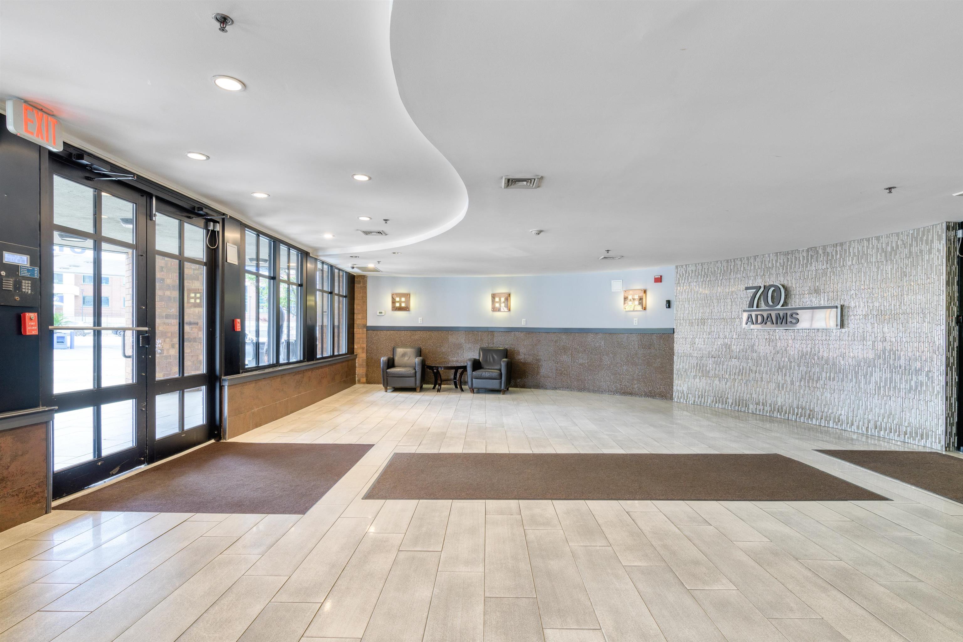 70 ADAMS ST Unit: 5M