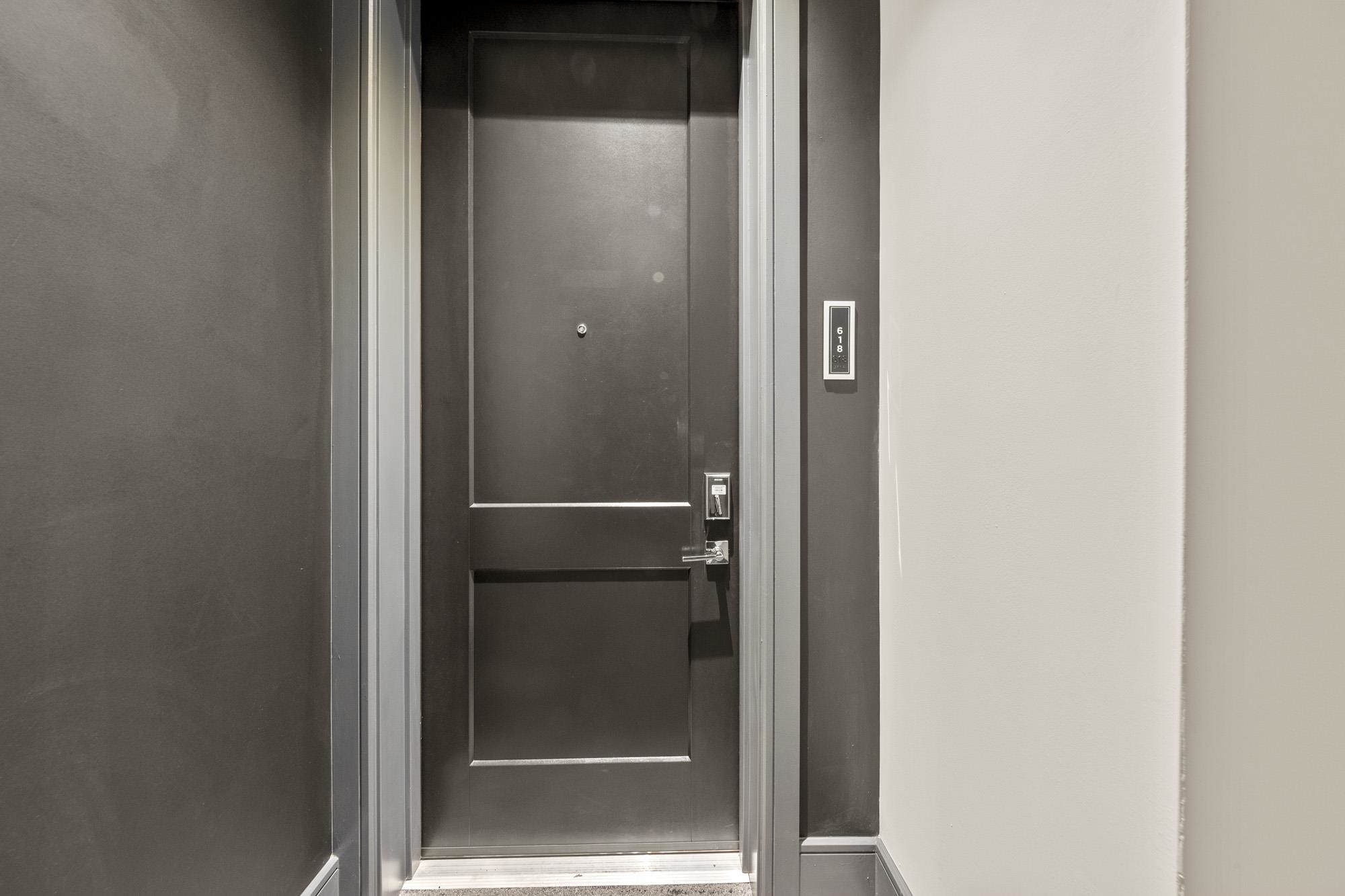 121 34TH ST Unit: 418