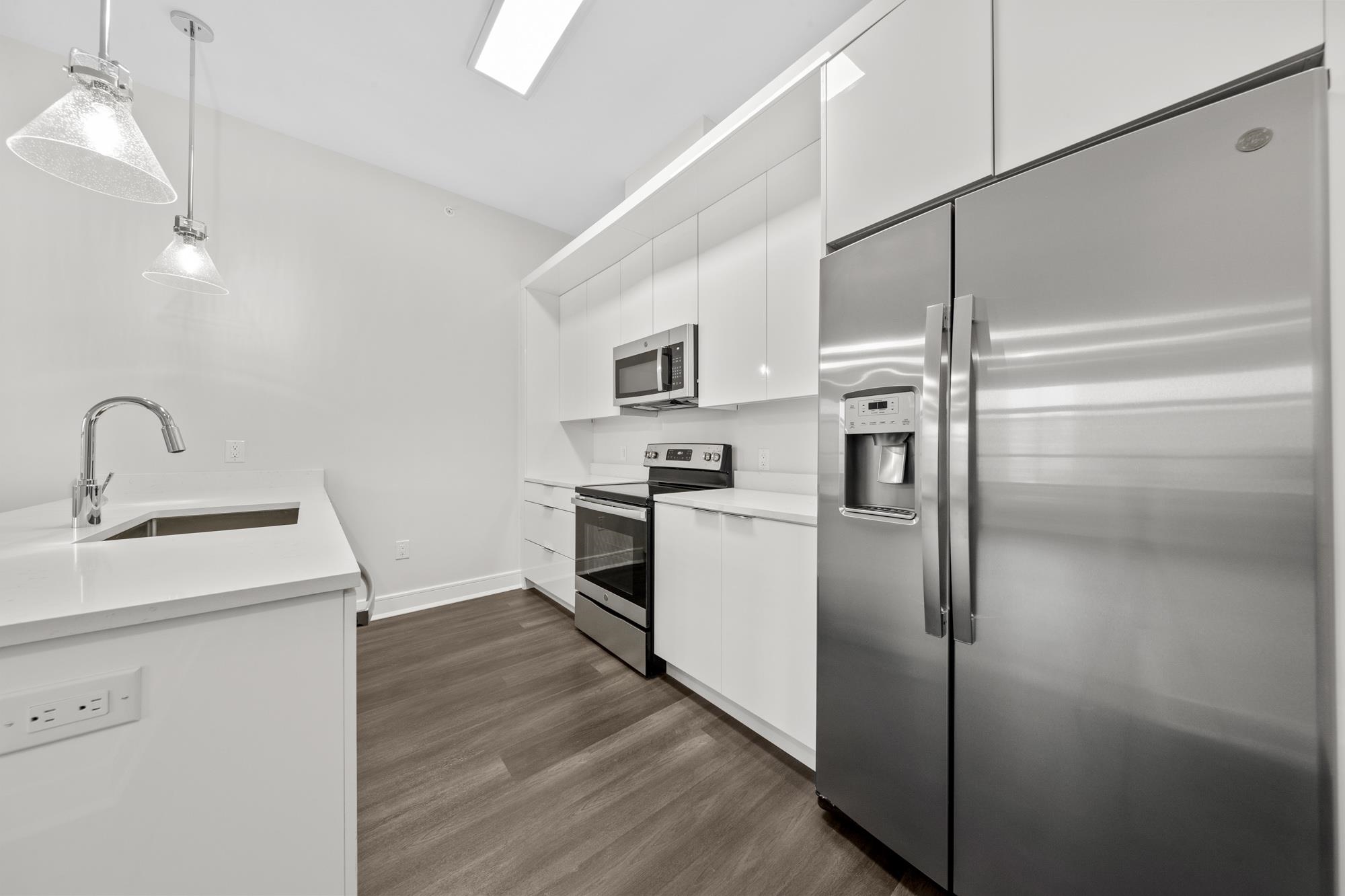 121 34TH ST Unit: 418