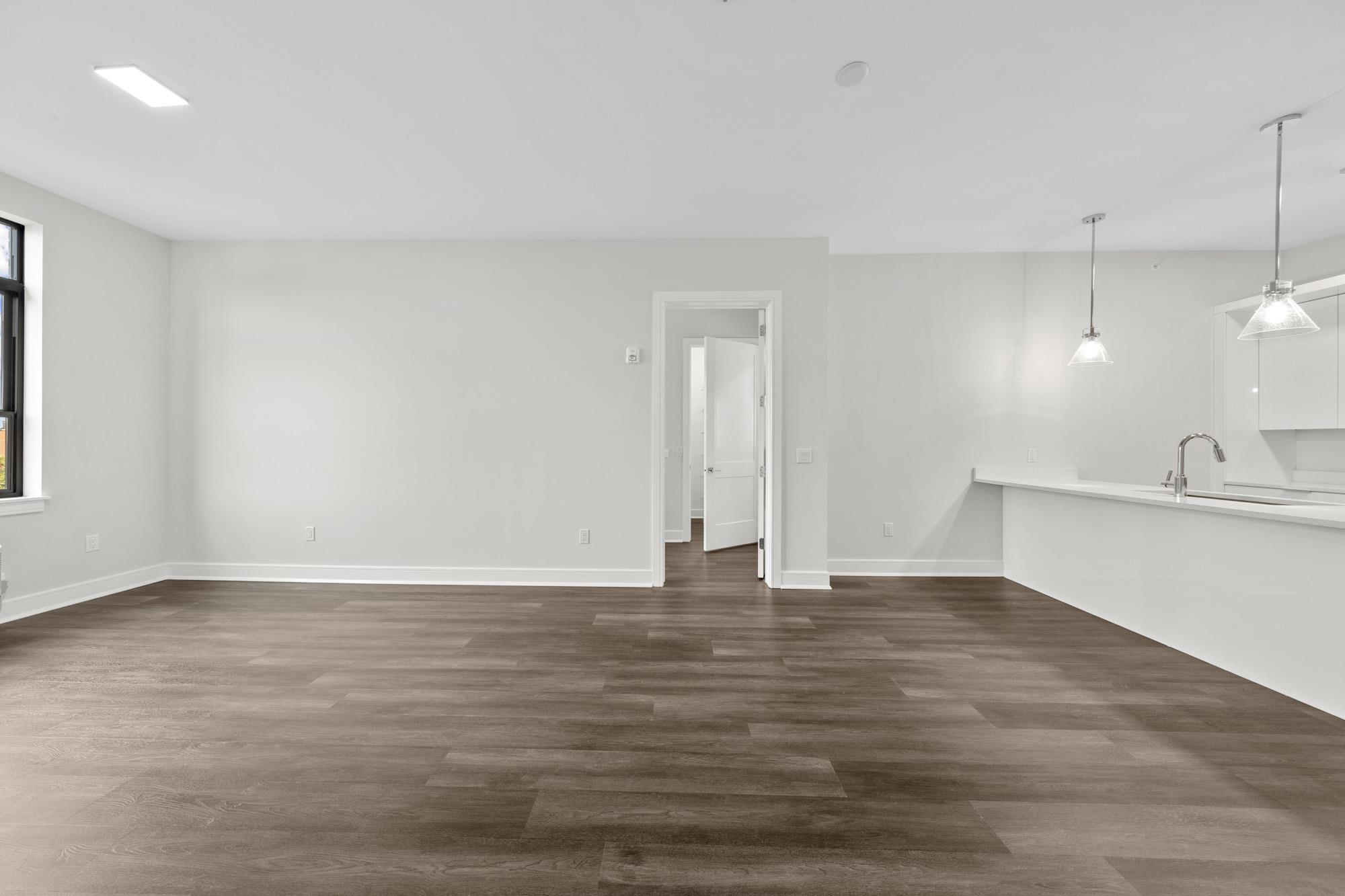 121 34TH ST Unit: 418