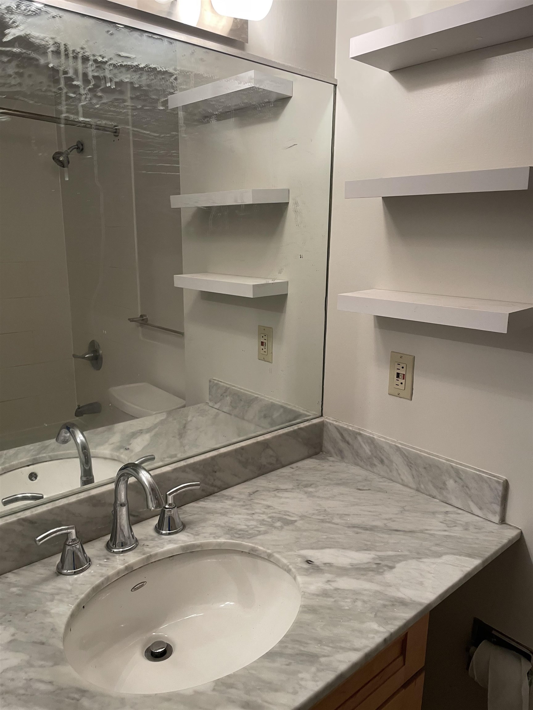 1204 WASHINGTON AVE Unit: 2S