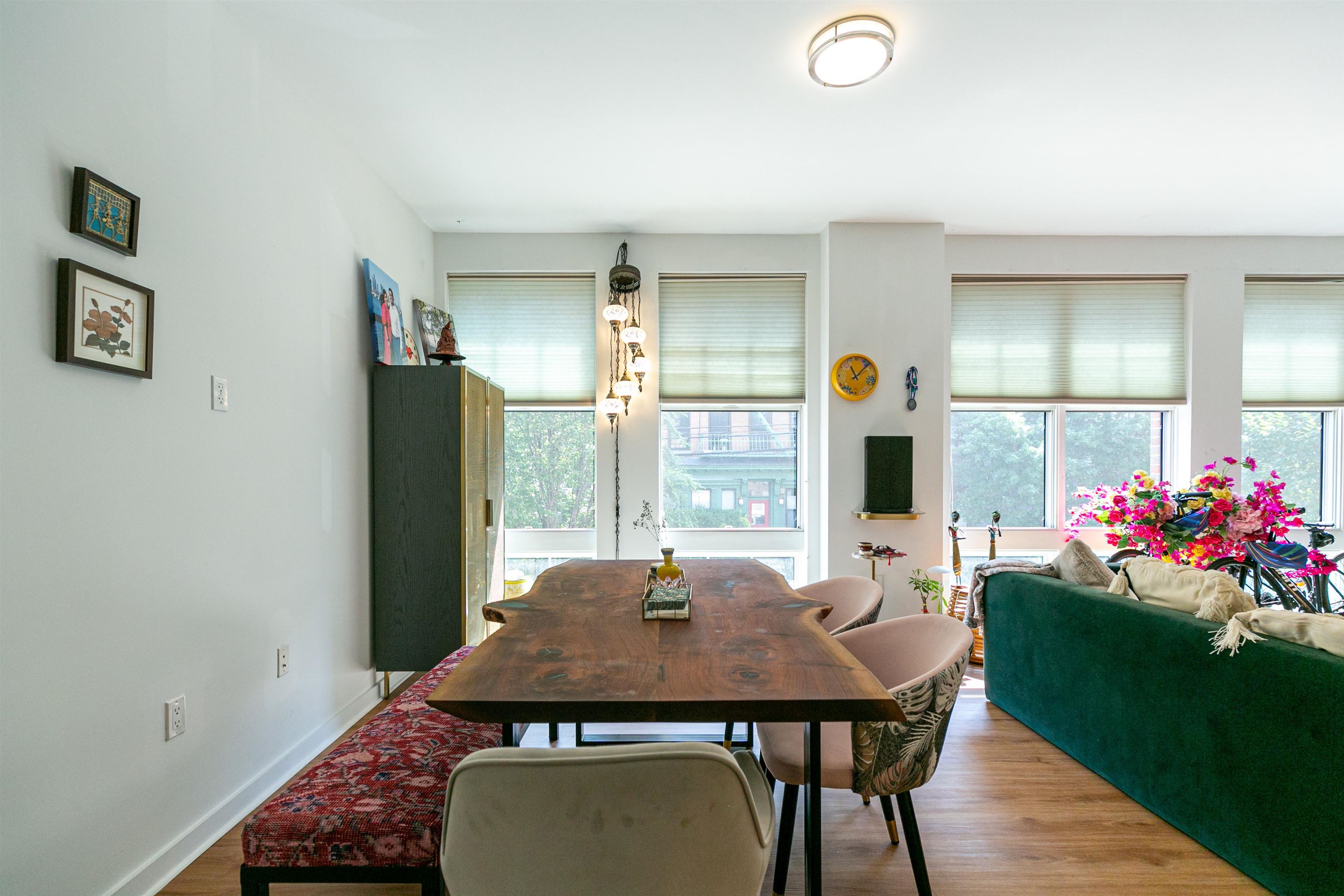 502 MADISON ST Unit: 203