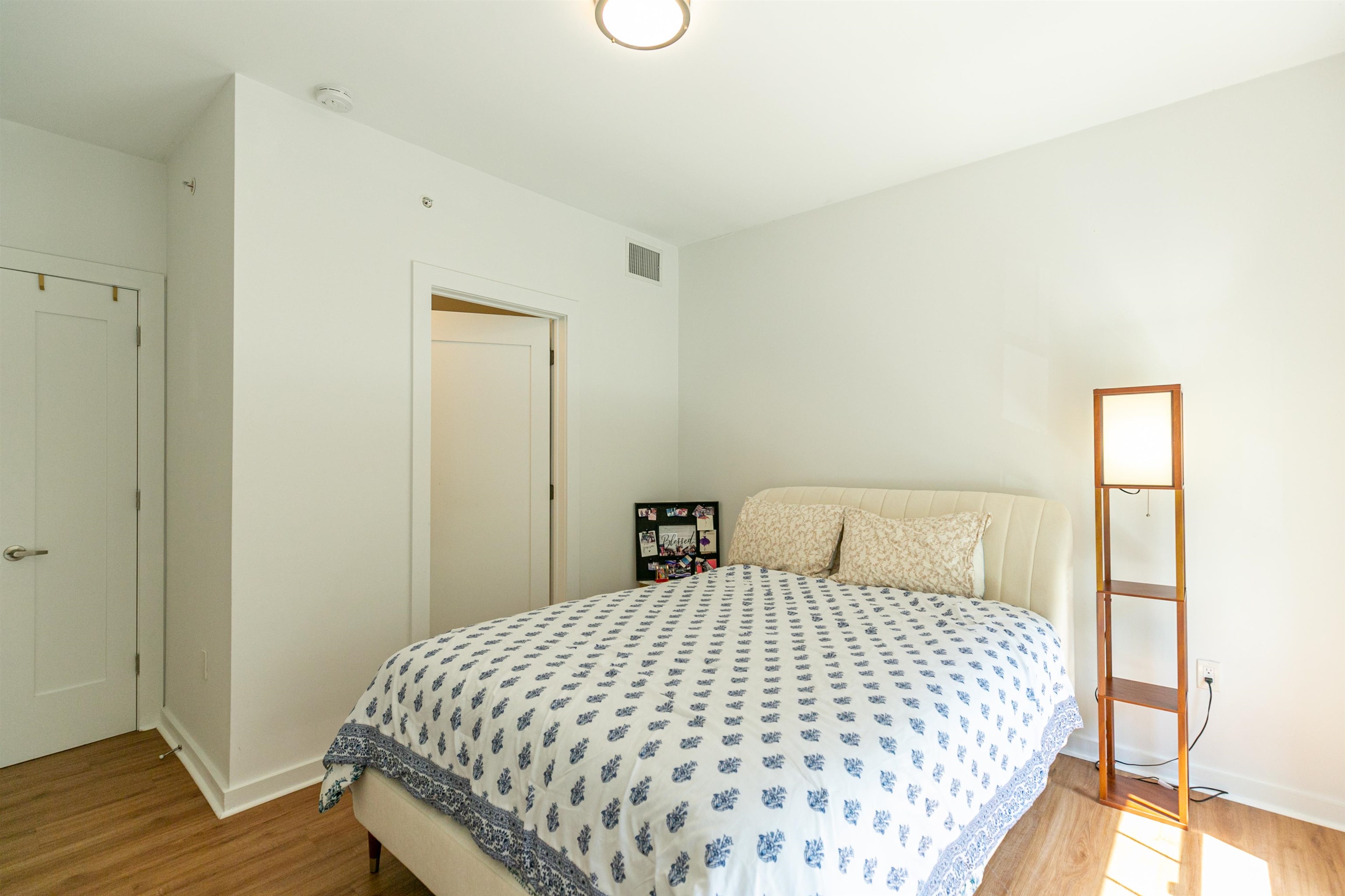 502 MADISON ST Unit: 203