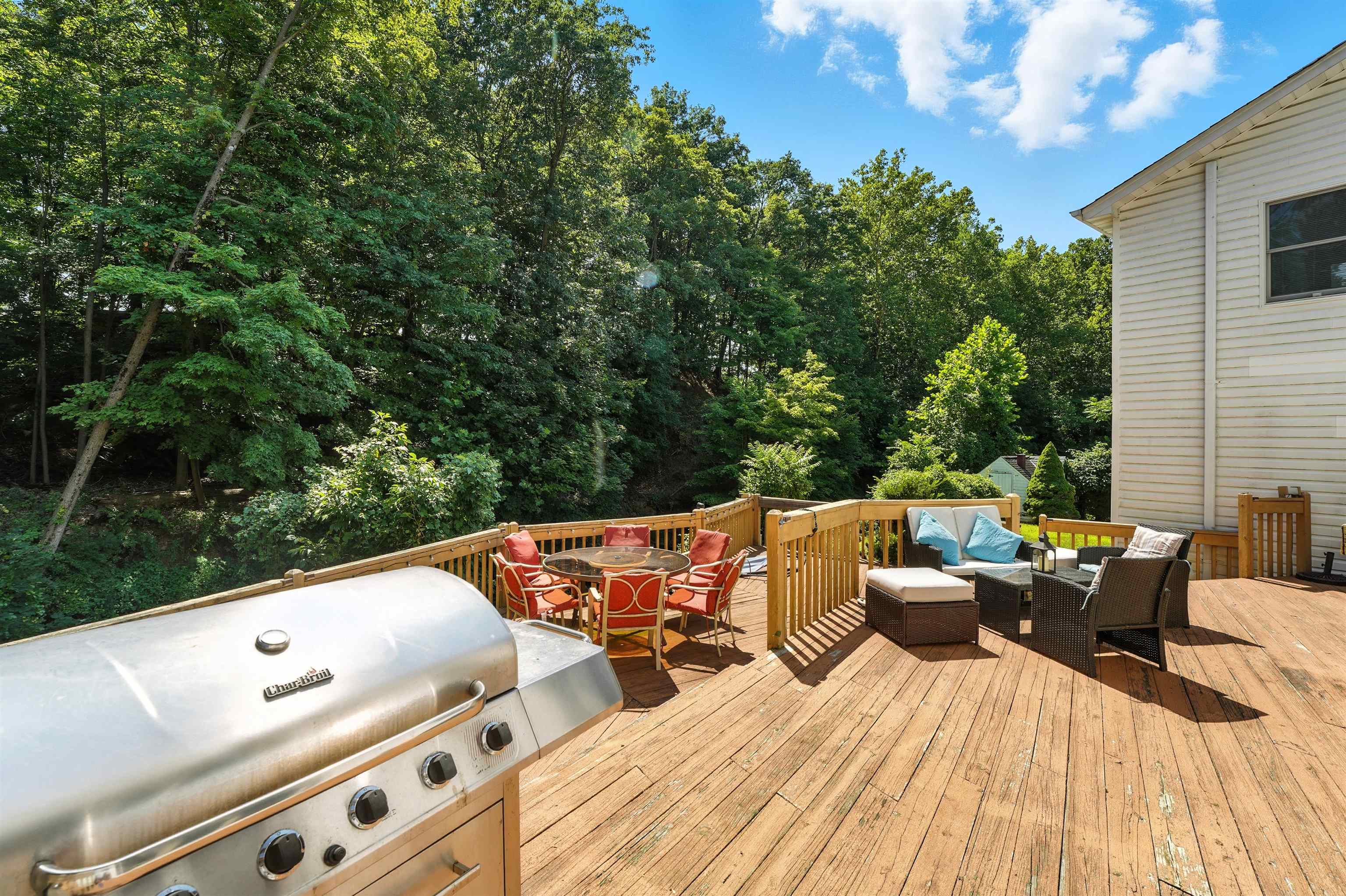 140 WEST GREENBROOK RD