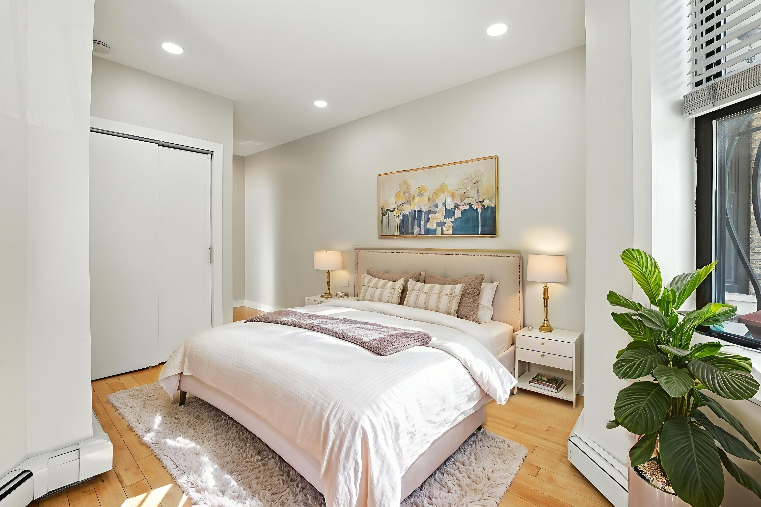 117 OGDEN AVE Unit: 1L