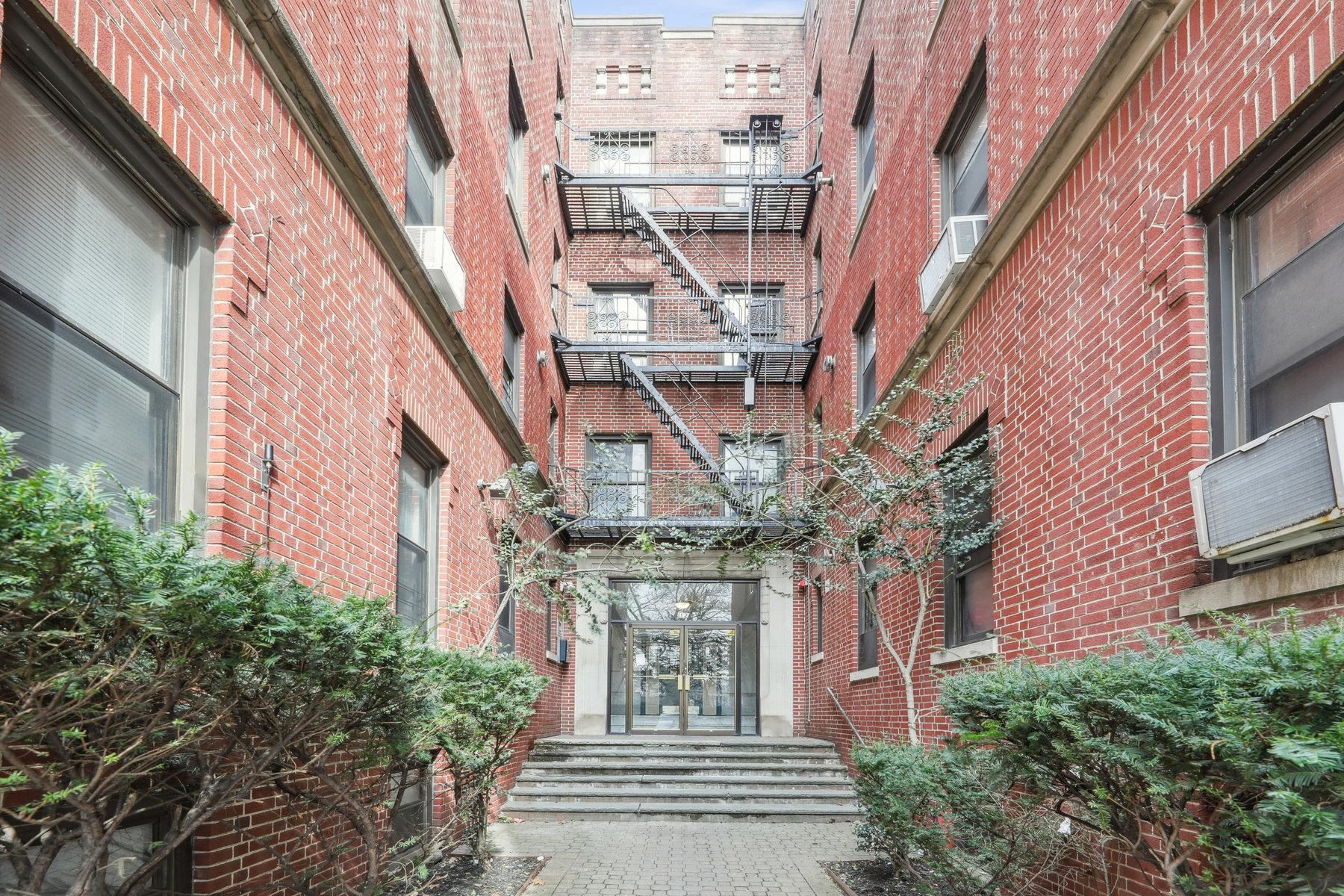 12 AUDUBON AVE Unit: 305