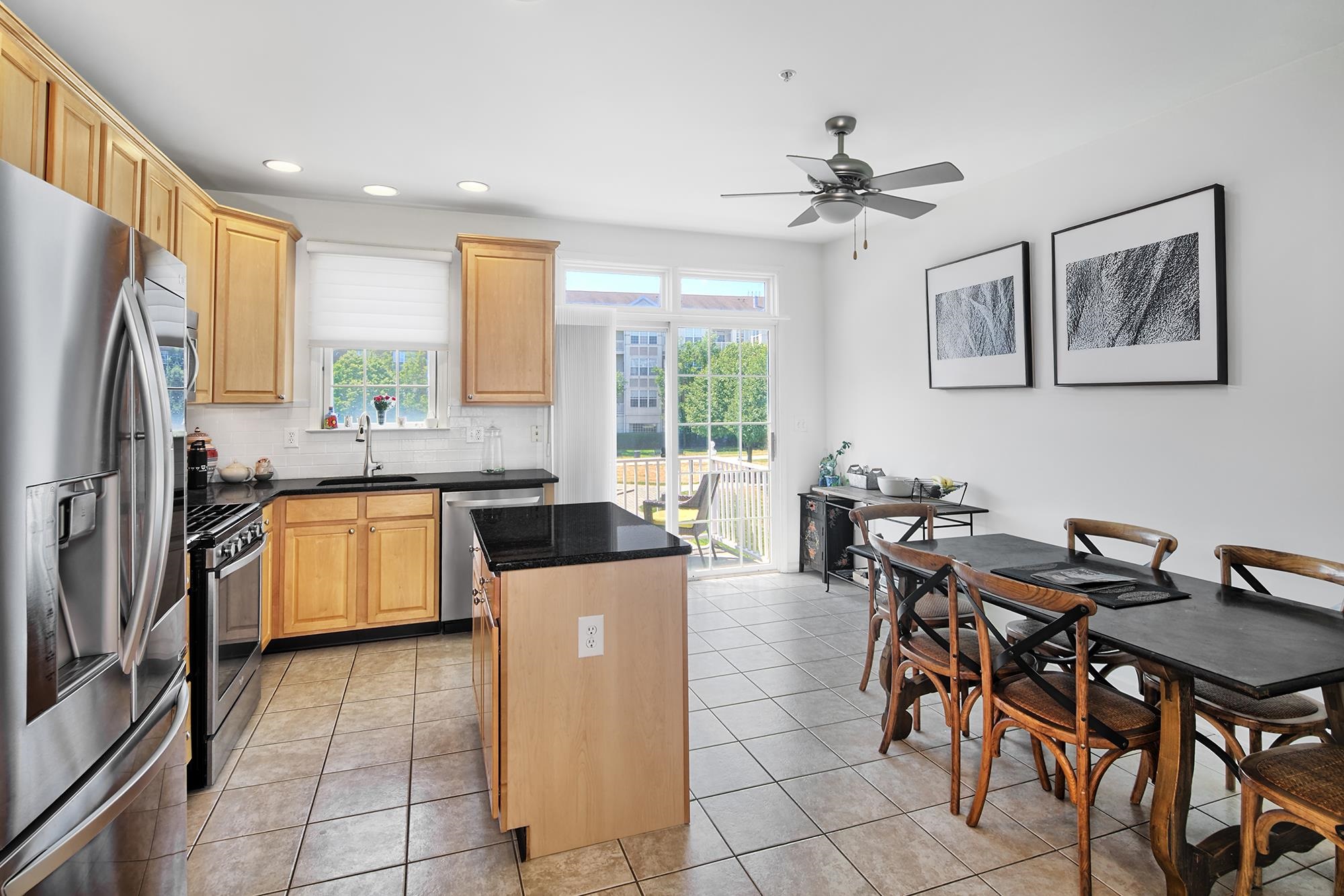 406 NEWBURGH CT