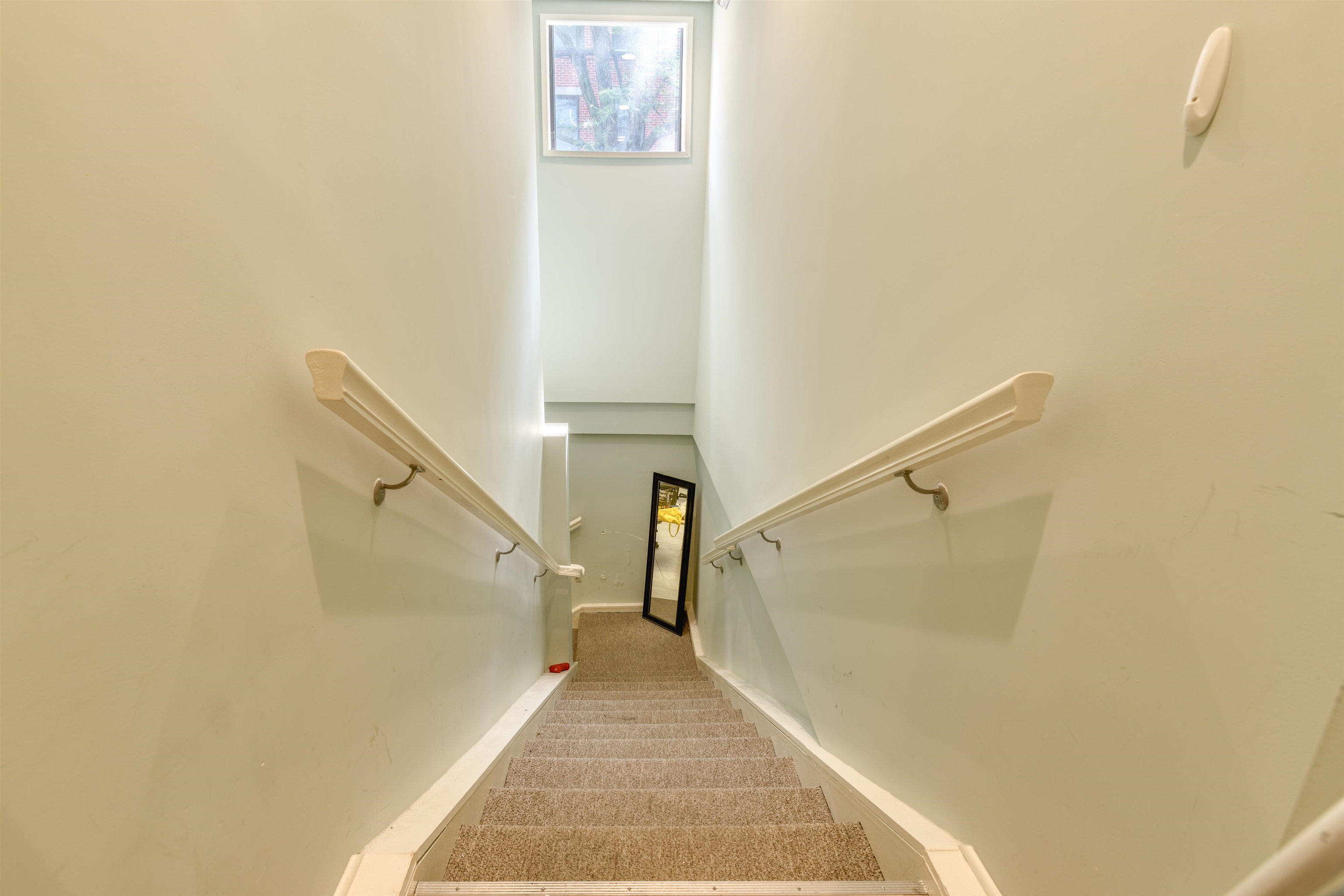 200 BLOOMFIELD ST