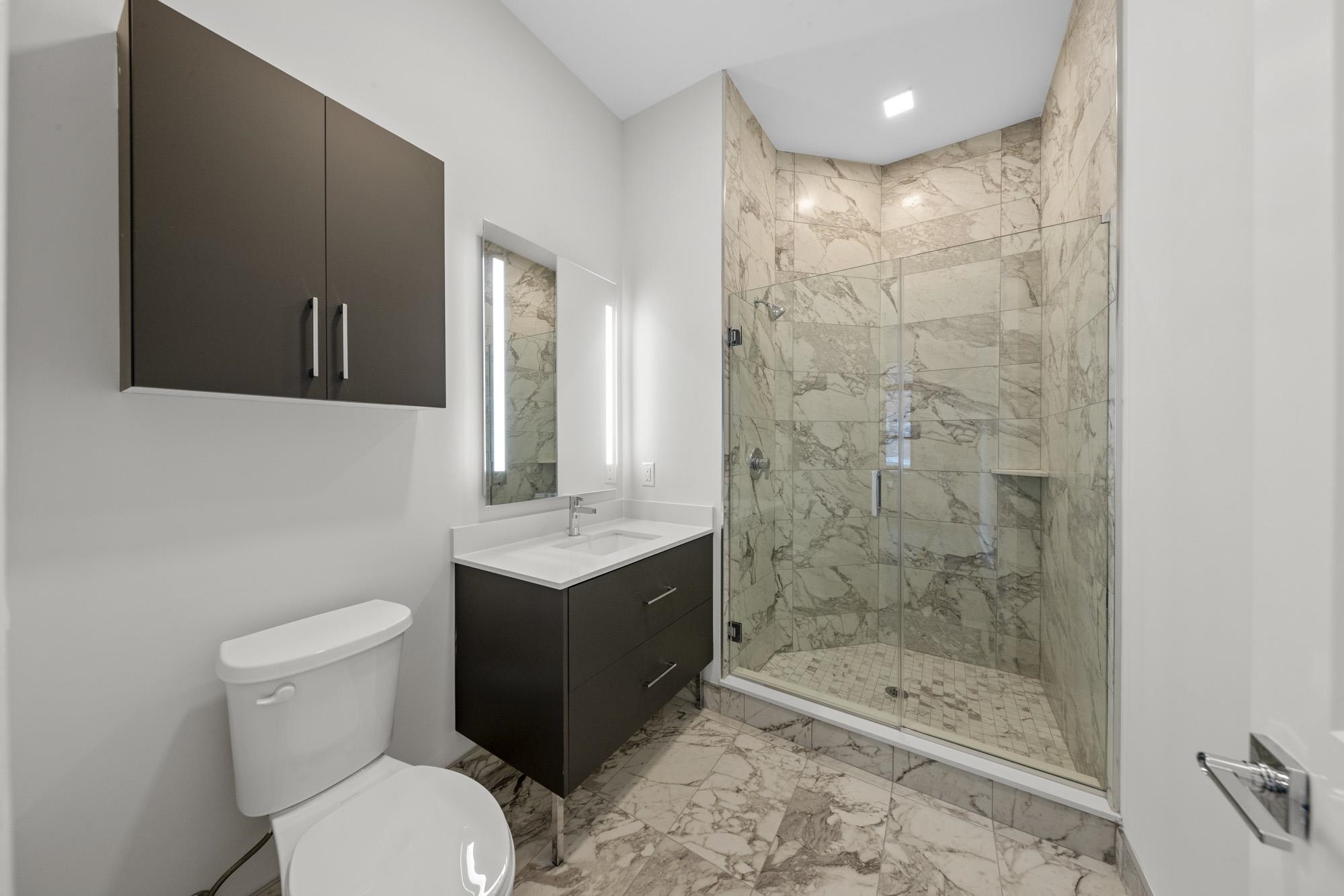 121 34TH ST Unit: 414