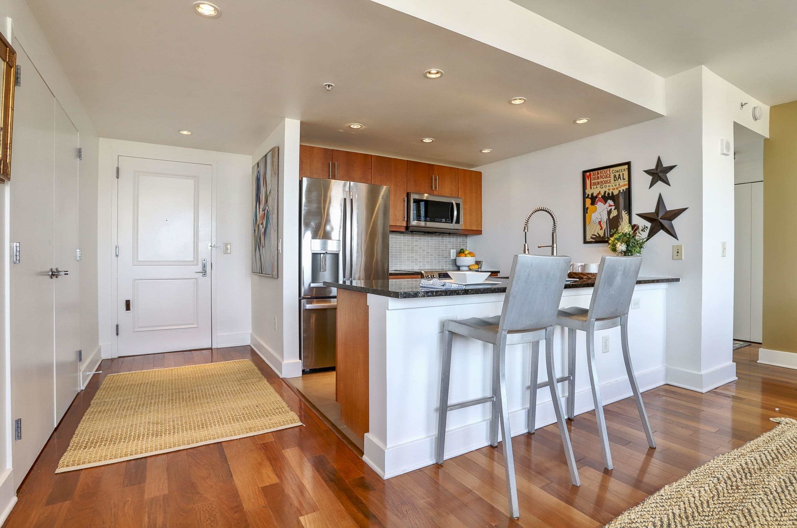 88 MORGAN ST Unit: 3902