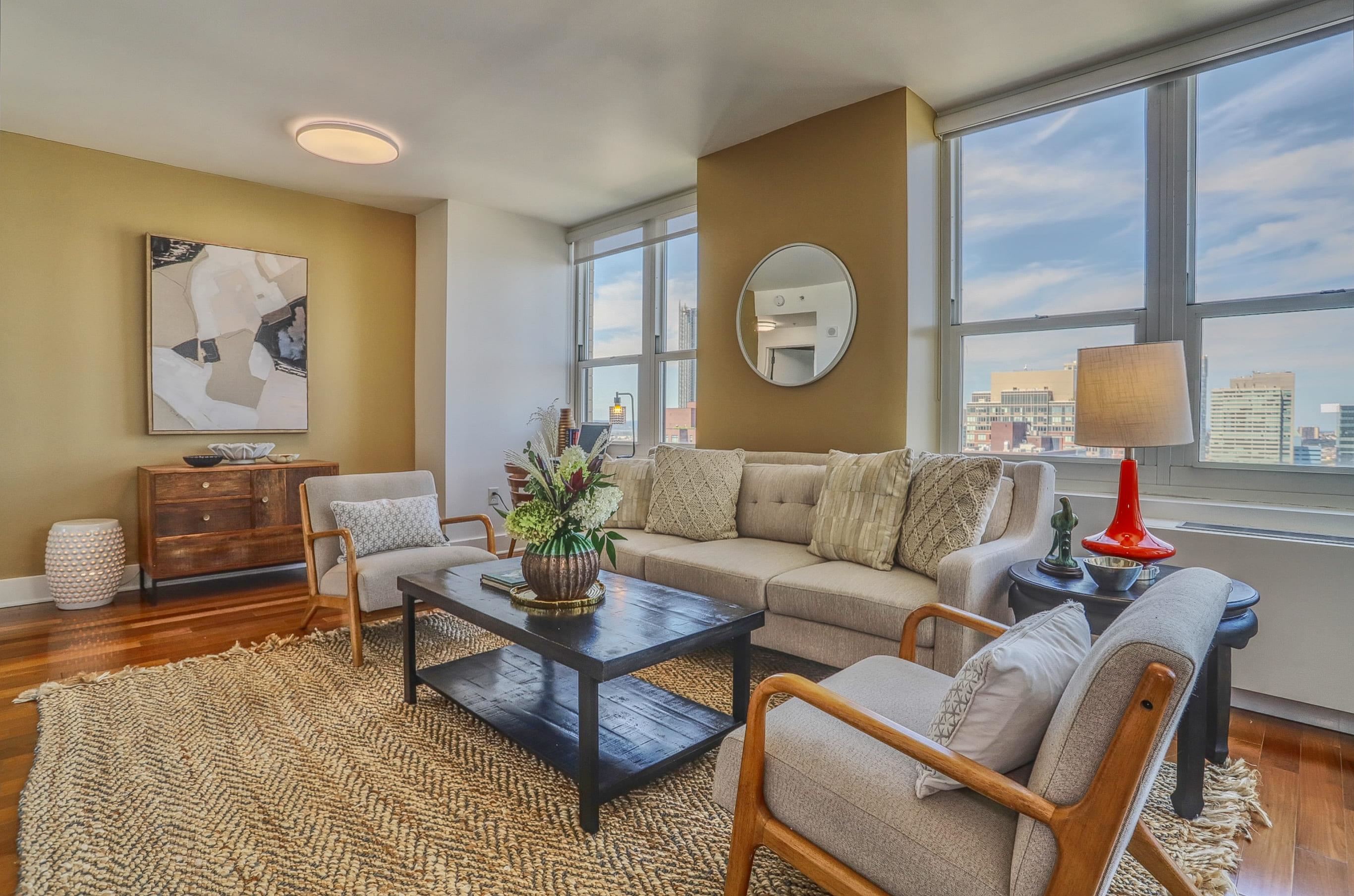 88 MORGAN ST Unit: 3902