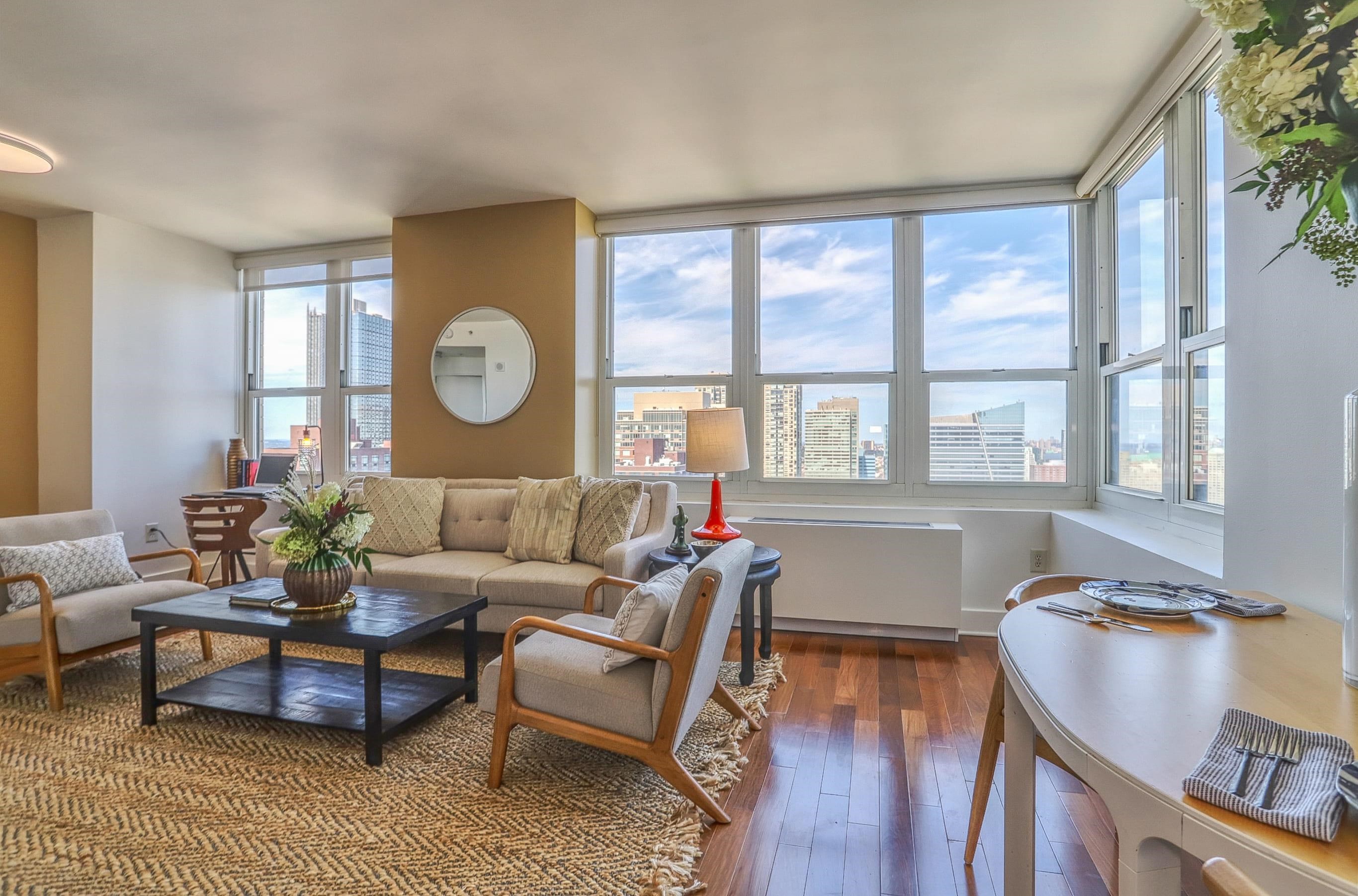 88 MORGAN ST Unit: 3902