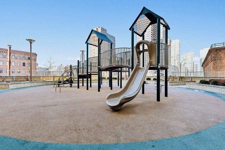 88 MORGAN ST Unit: 3902