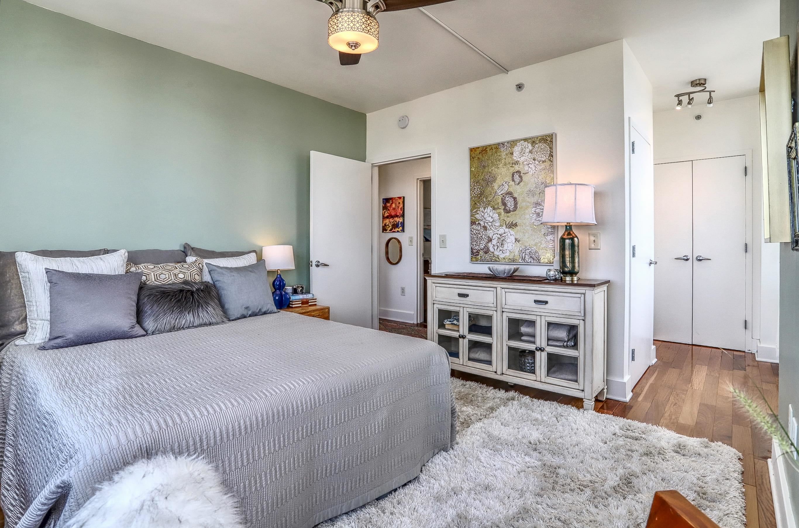 88 MORGAN ST Unit: 3902