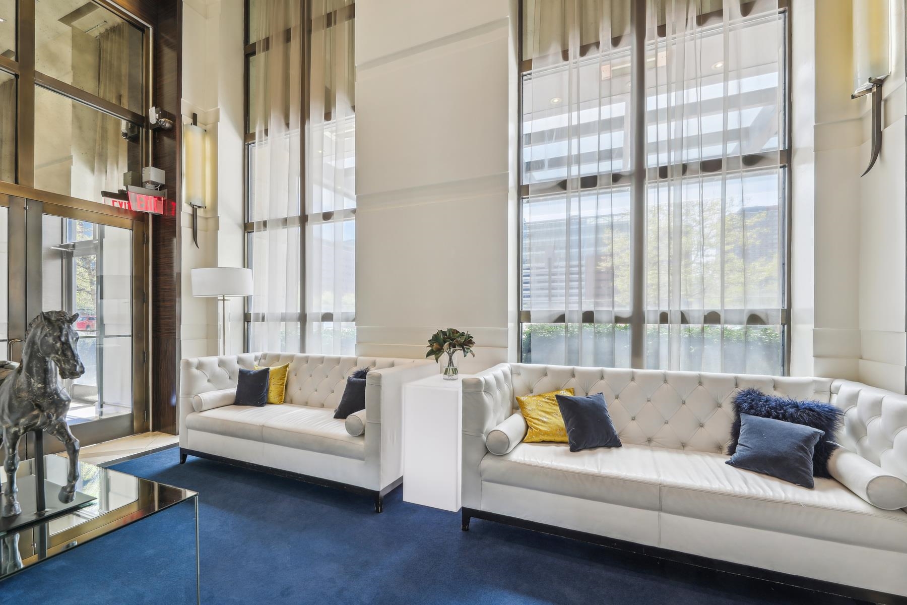 88 MORGAN ST Unit: 3902