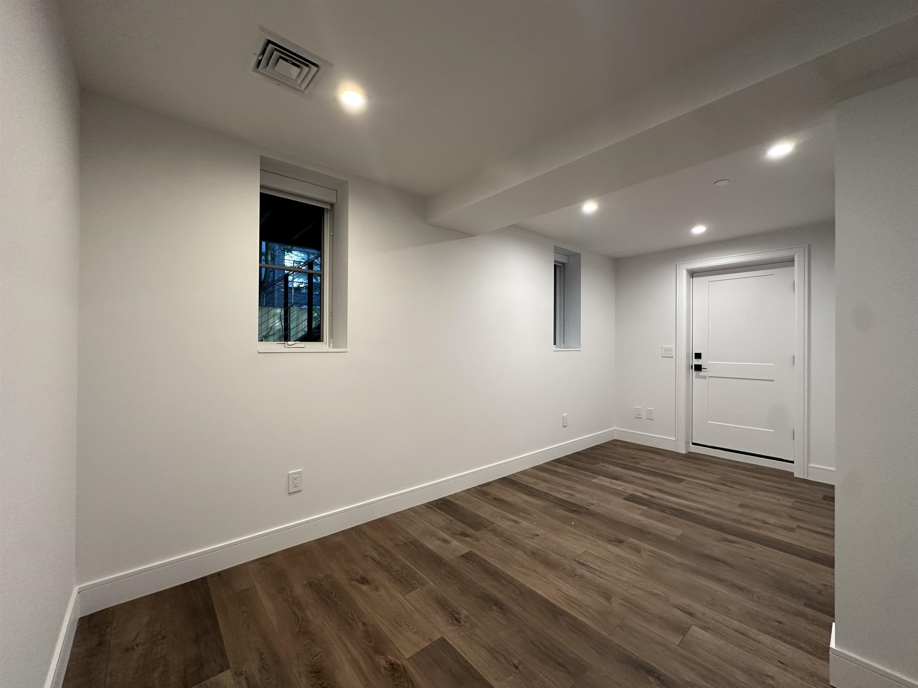 712 HUDSON ST Unit: 1