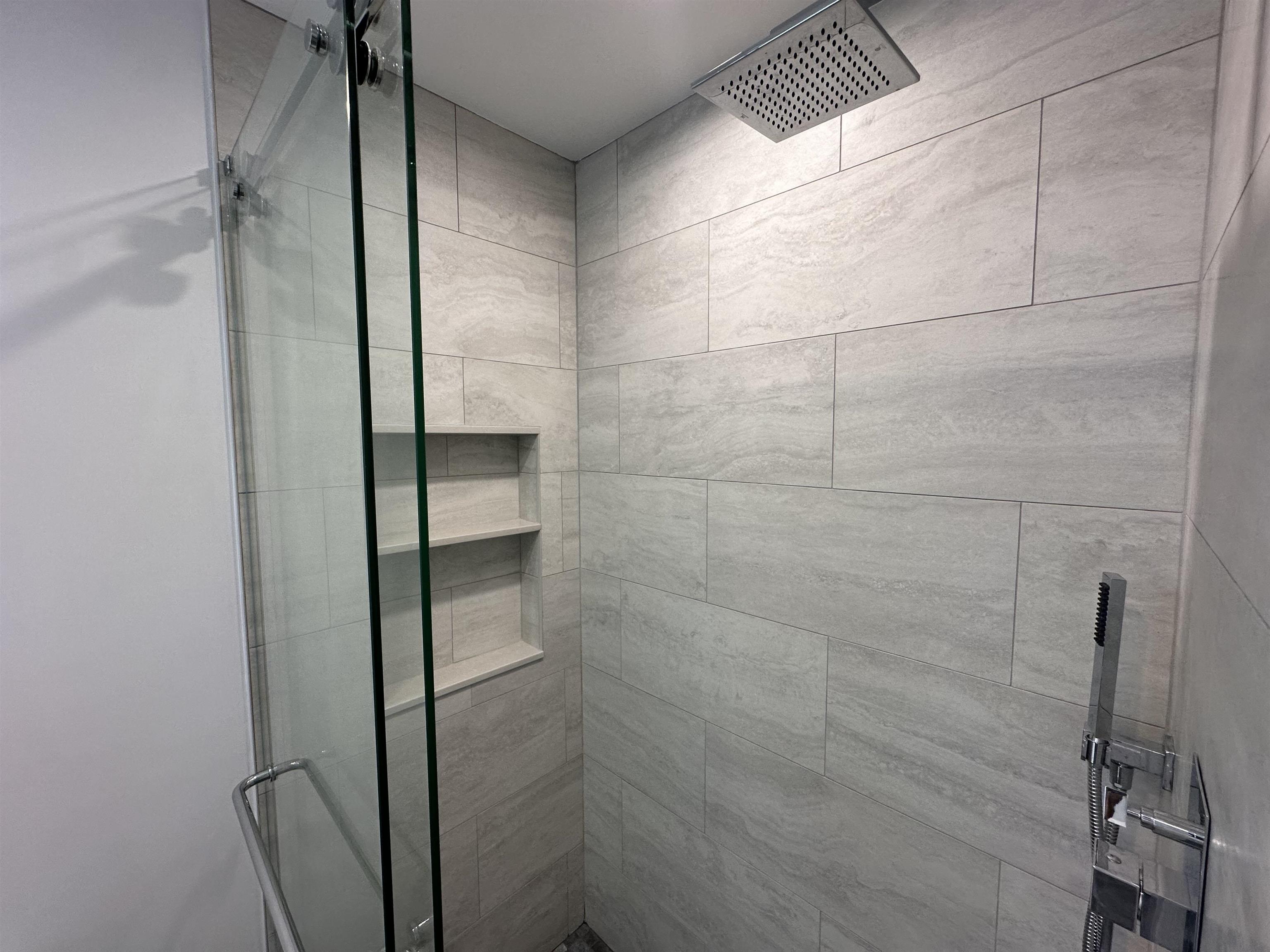 712 HUDSON ST Unit: 1