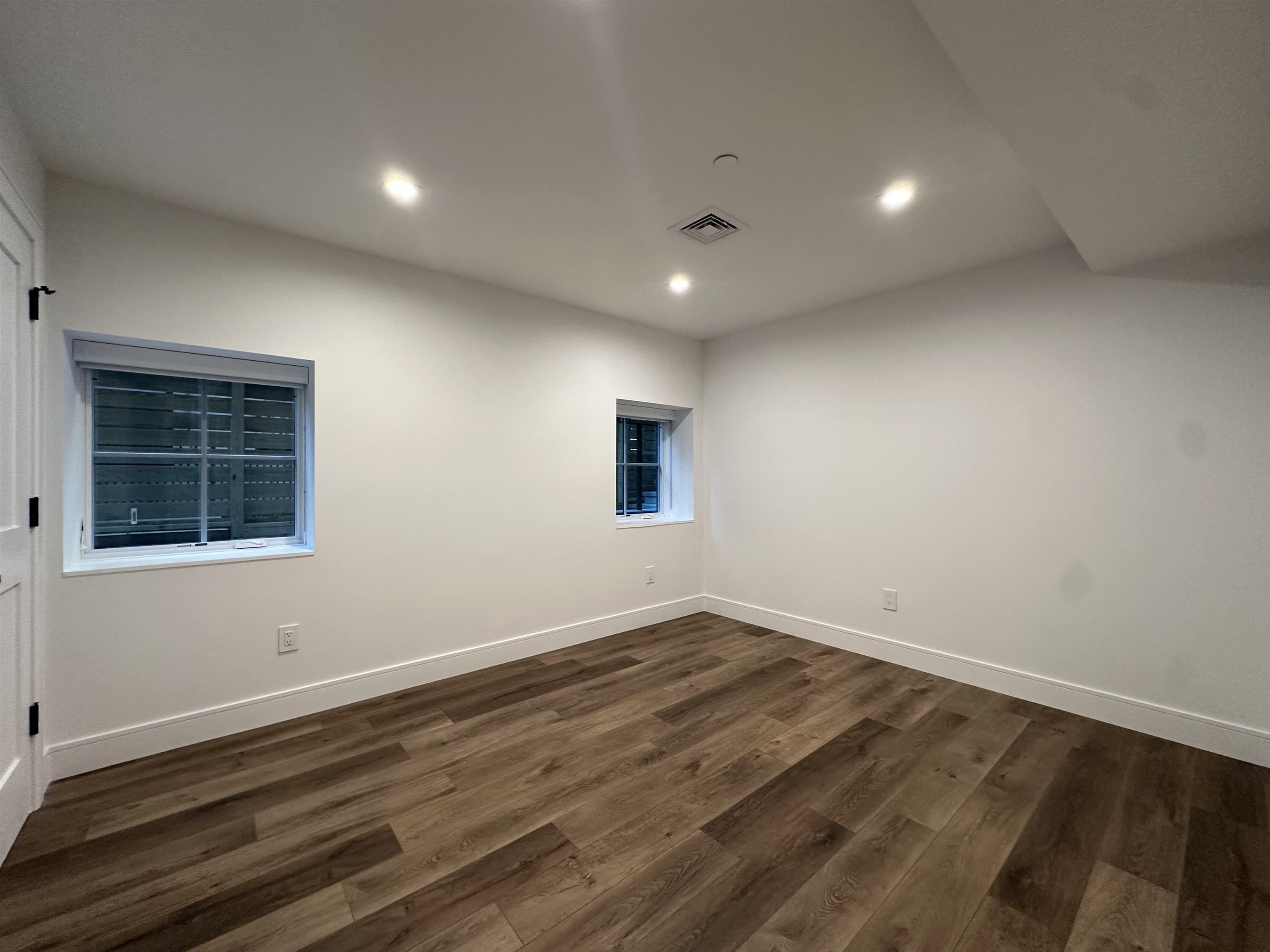 712 HUDSON ST Unit: 1