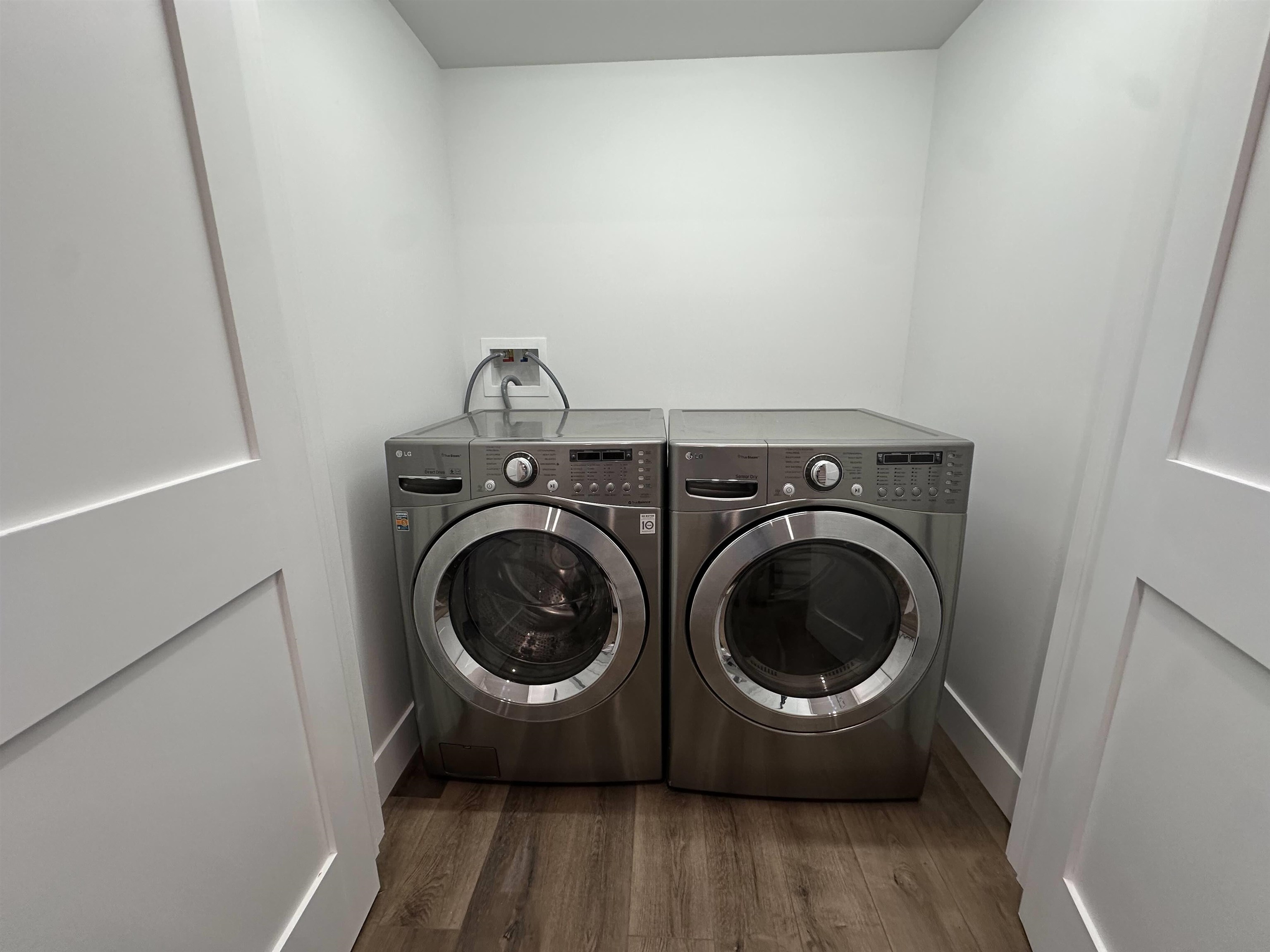 712 HUDSON ST Unit: 1