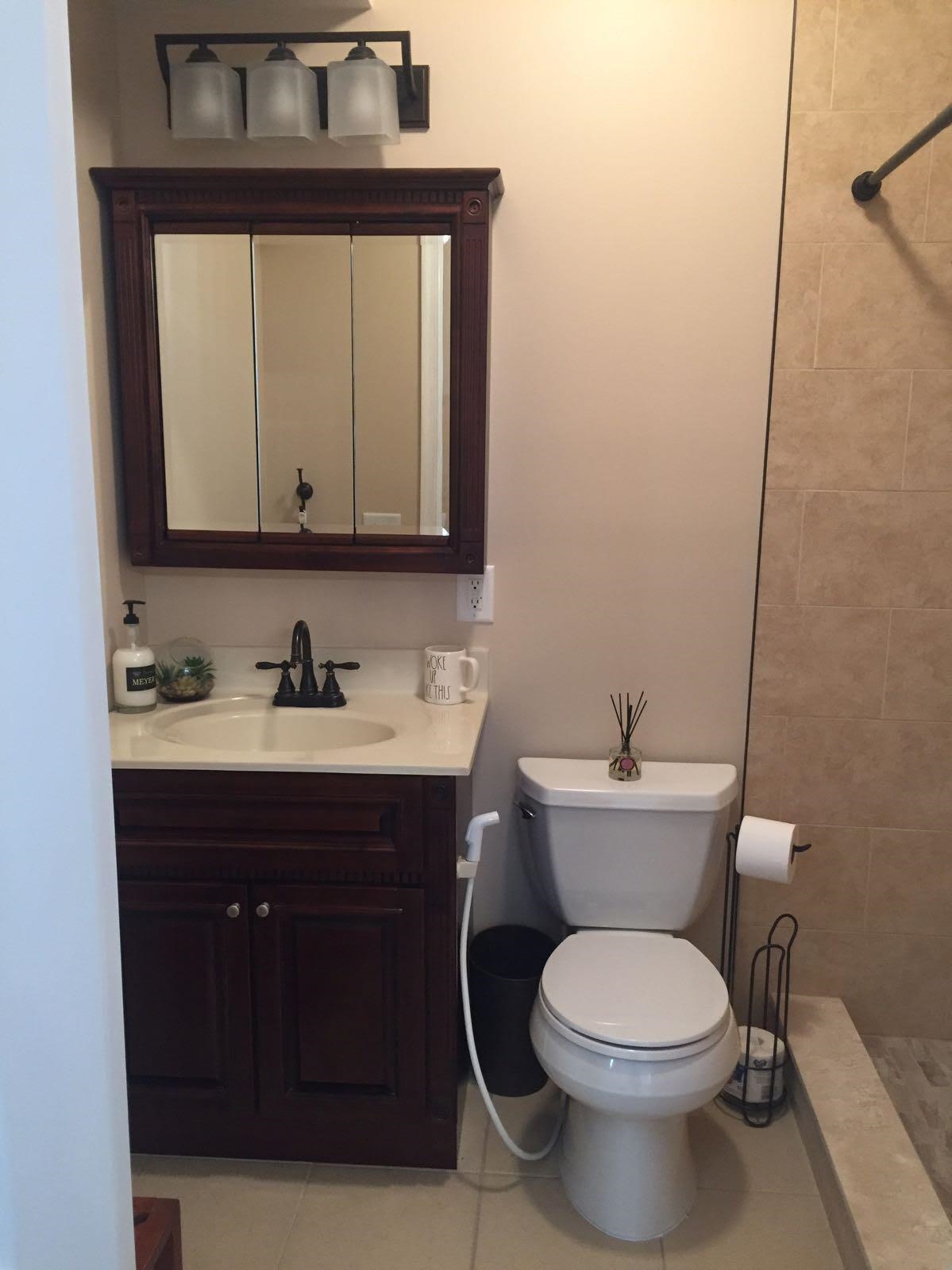 244 CAMBRIDGE AVE Unit: B