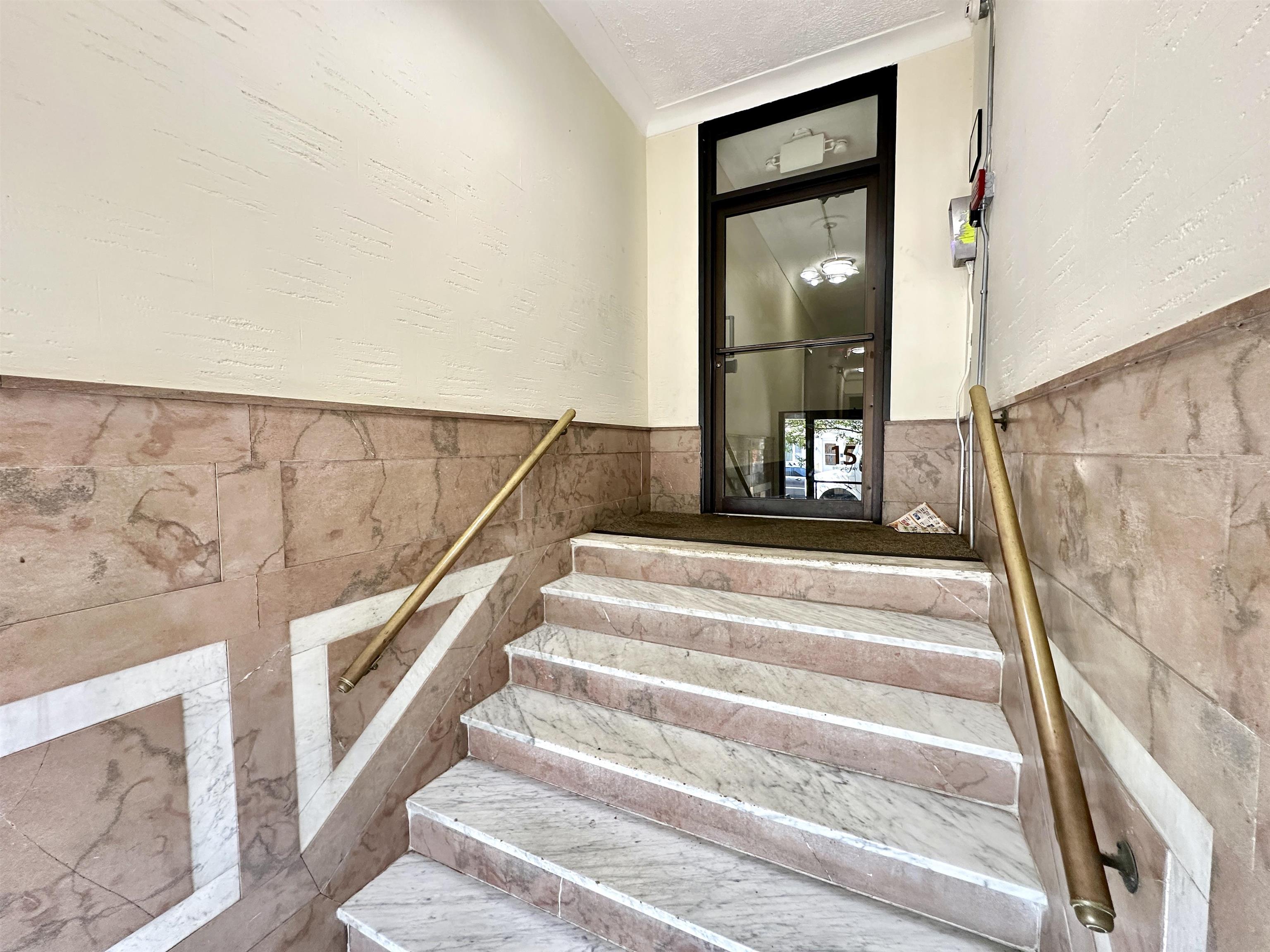 15 BROADWAY Unit: 202