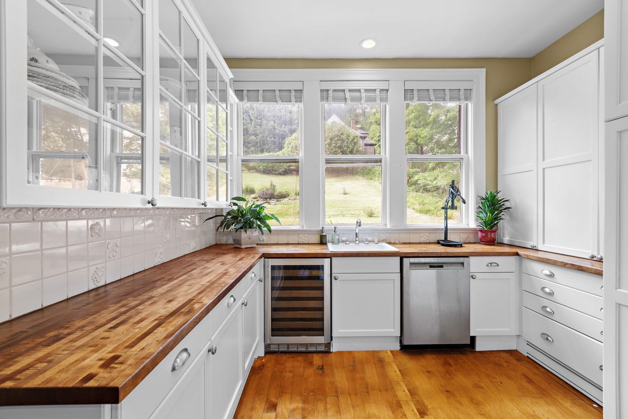 74 SOUTH MOUNTAIN AVE