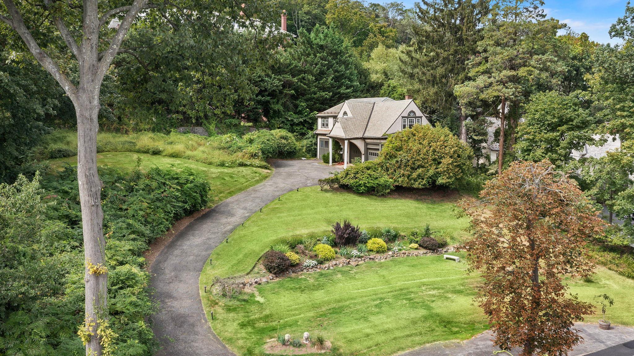 74 SOUTH MOUNTAIN AVE