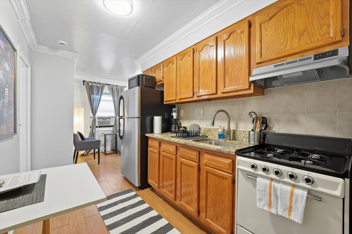 1721 JOHN F KENNEDY BLVD Unit: 1G