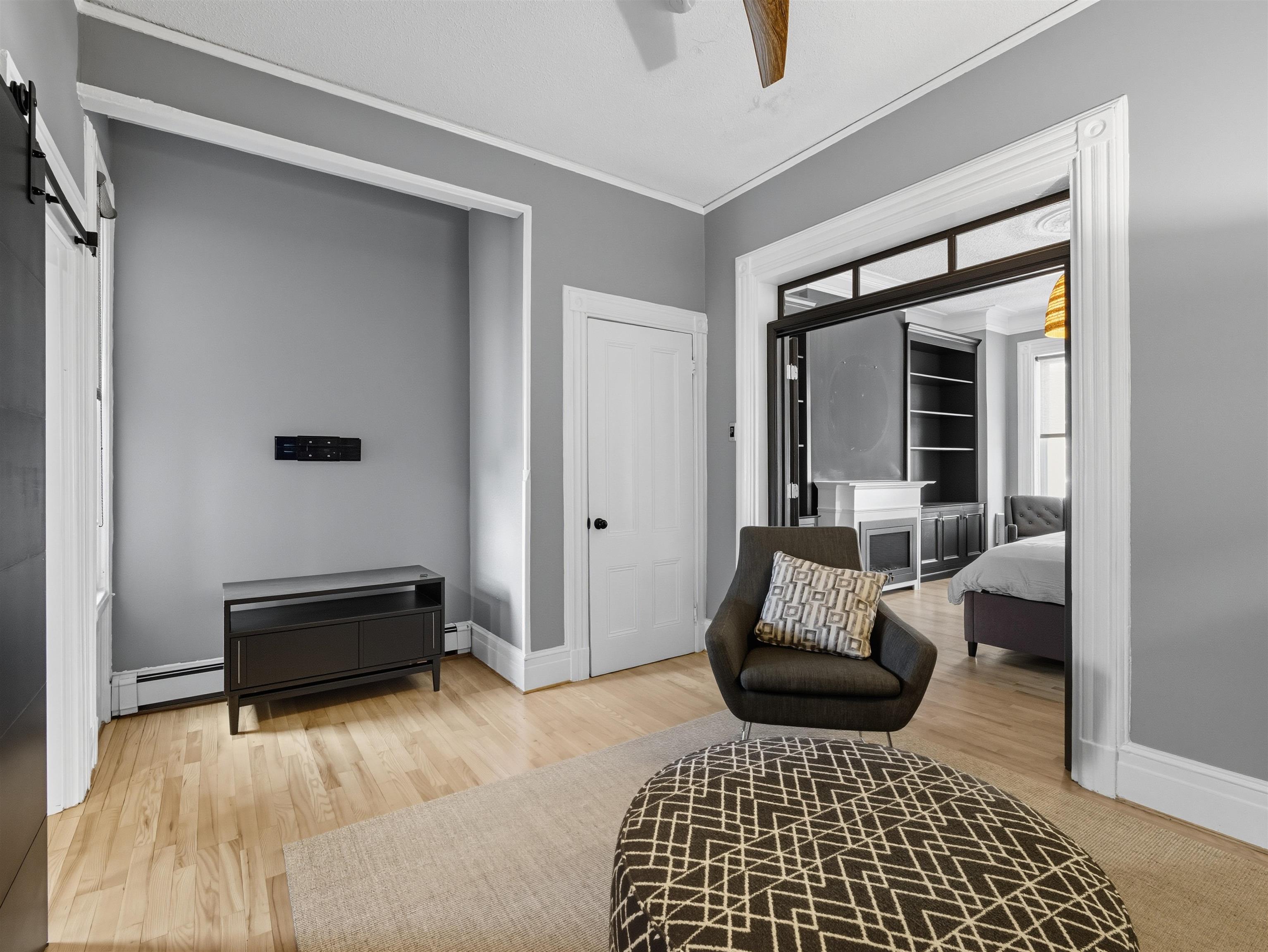 155 BOWERS ST Unit: 3