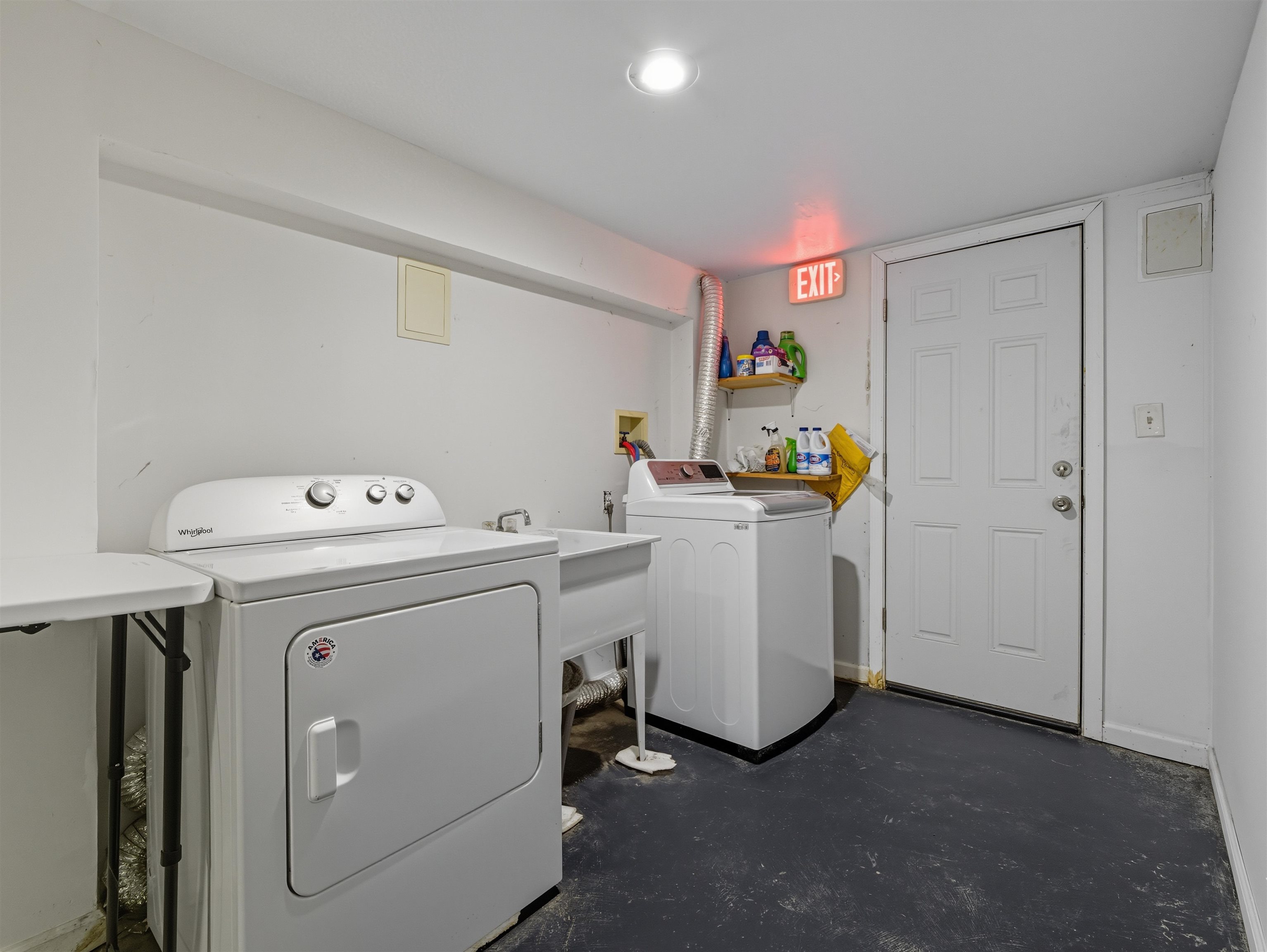 155 BOWERS ST Unit: 3