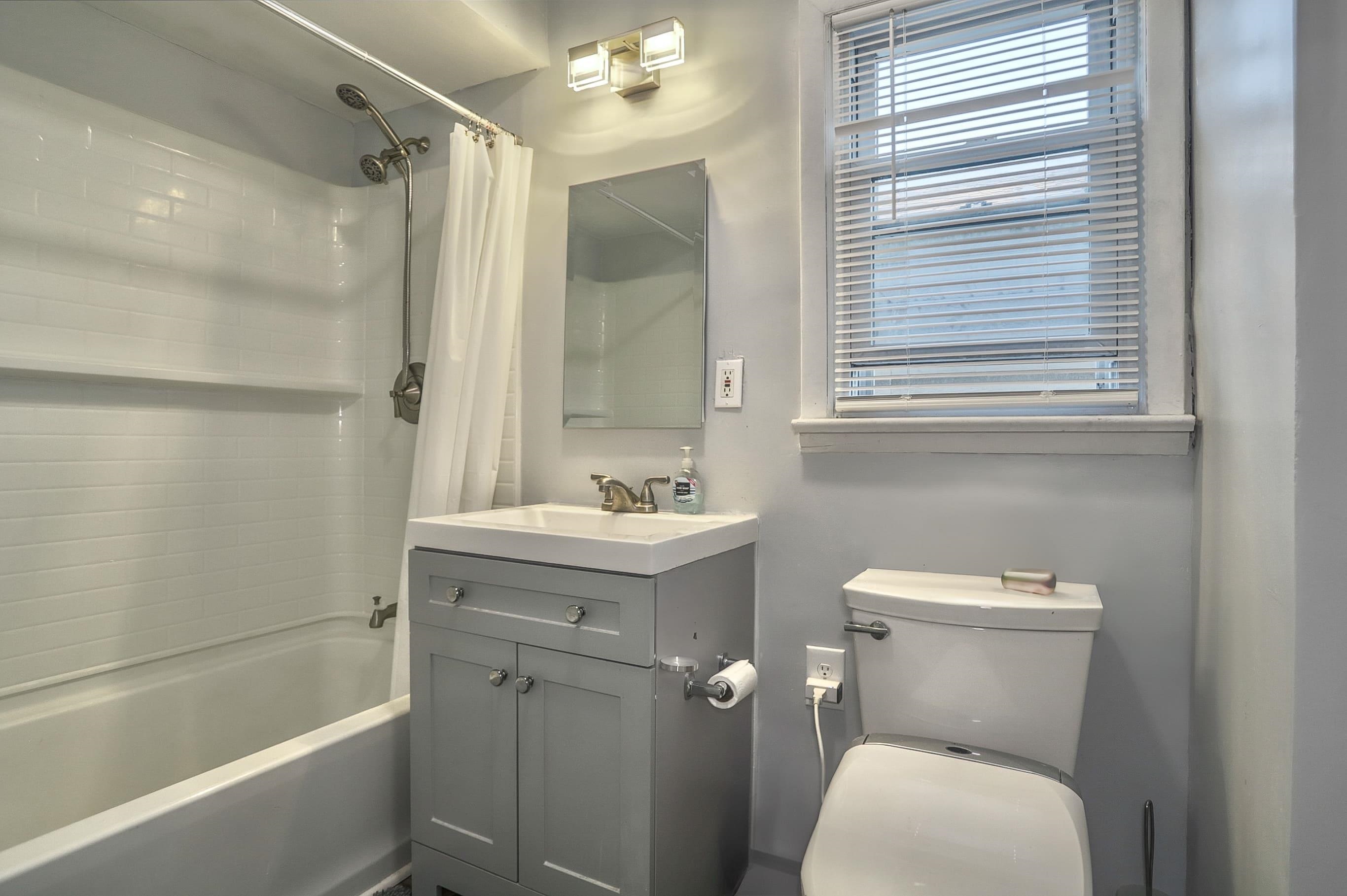 252A NORTH ST Unit: #201