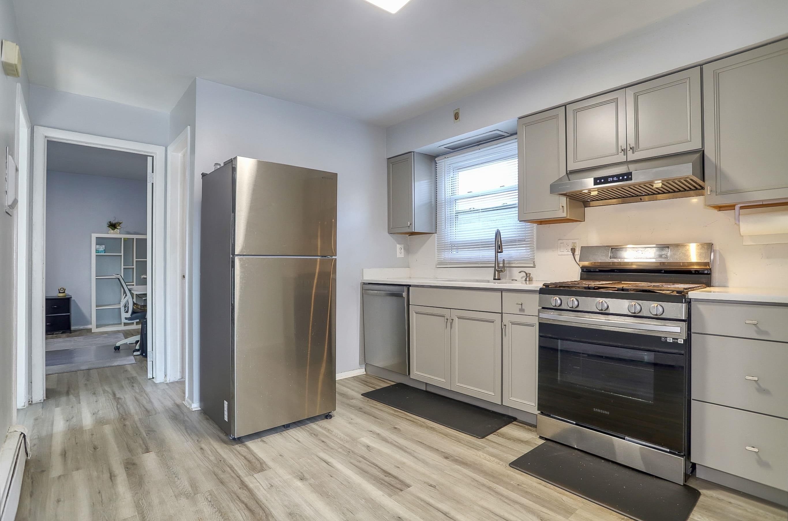 252A NORTH ST Unit: #201