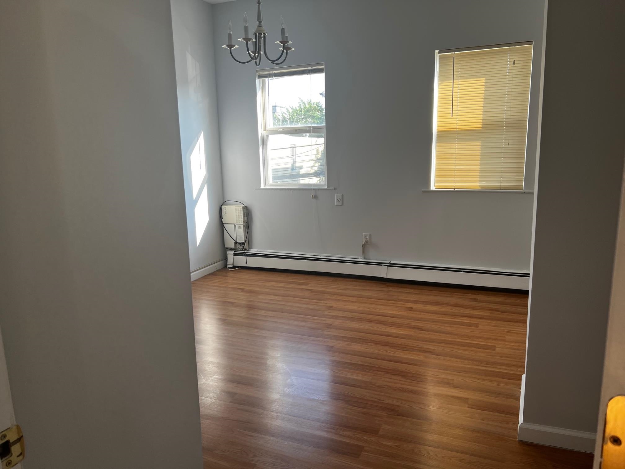 38 BLEECKER ST Unit: 2L