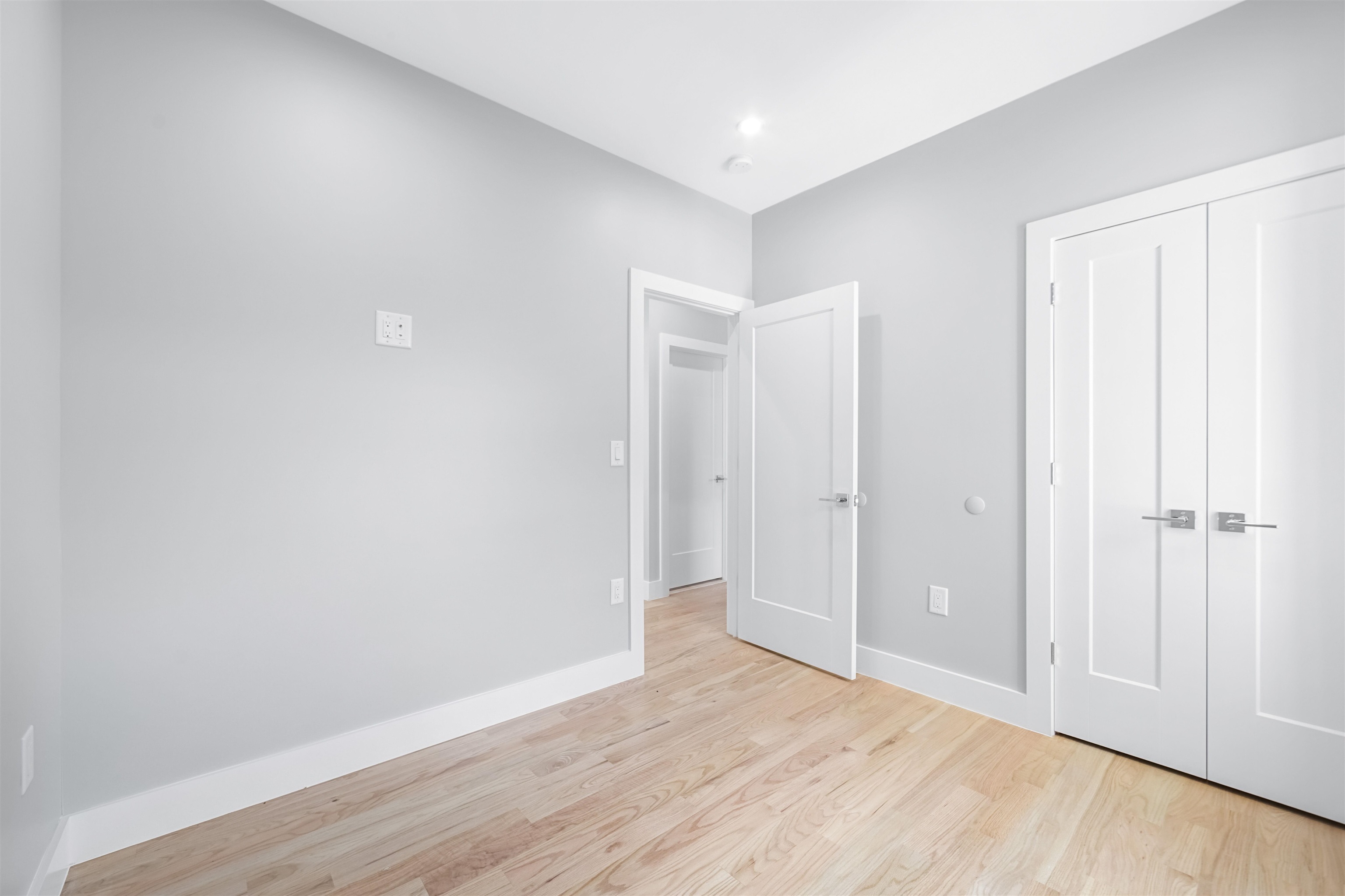 88 WEST 20TH ST Unit: 1