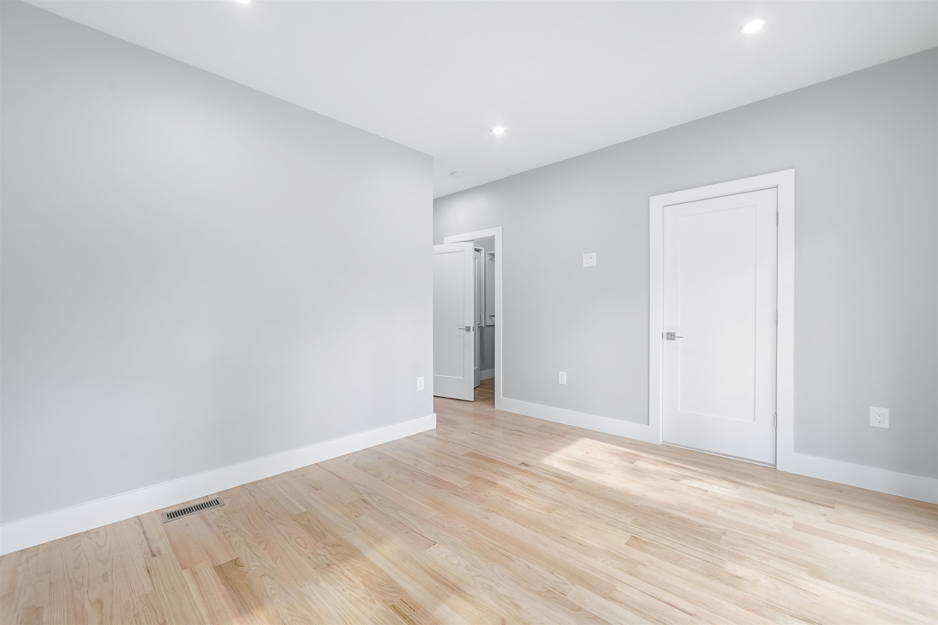 88 WEST 20TH ST Unit: 1