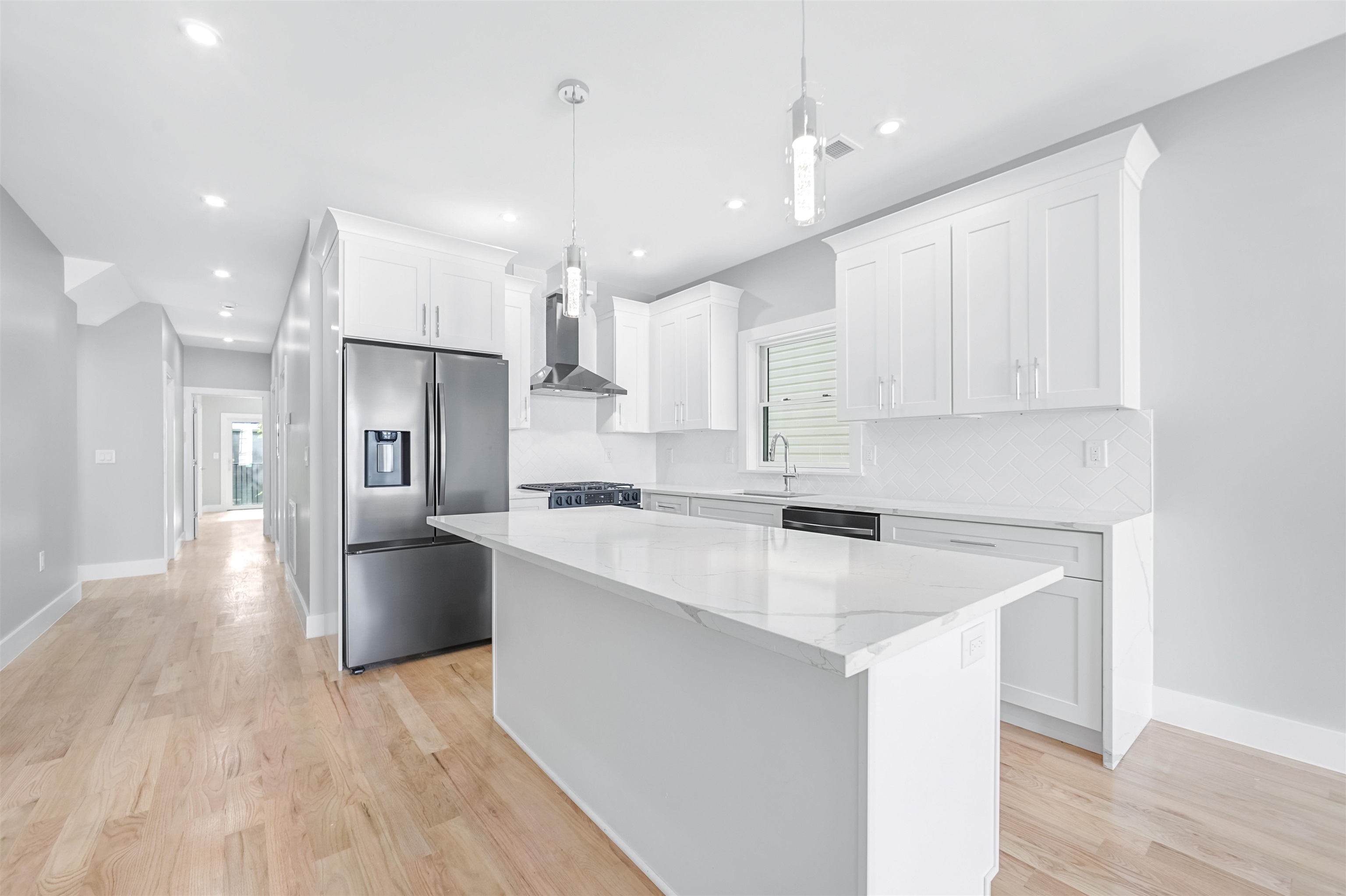 88 WEST 20TH ST Unit: 1