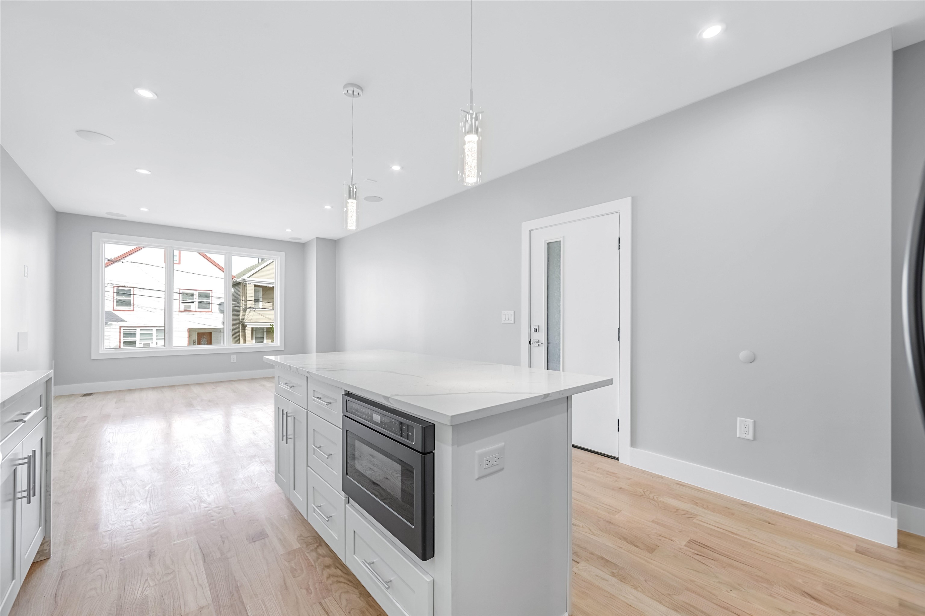 88 WEST 20TH ST Unit: 1