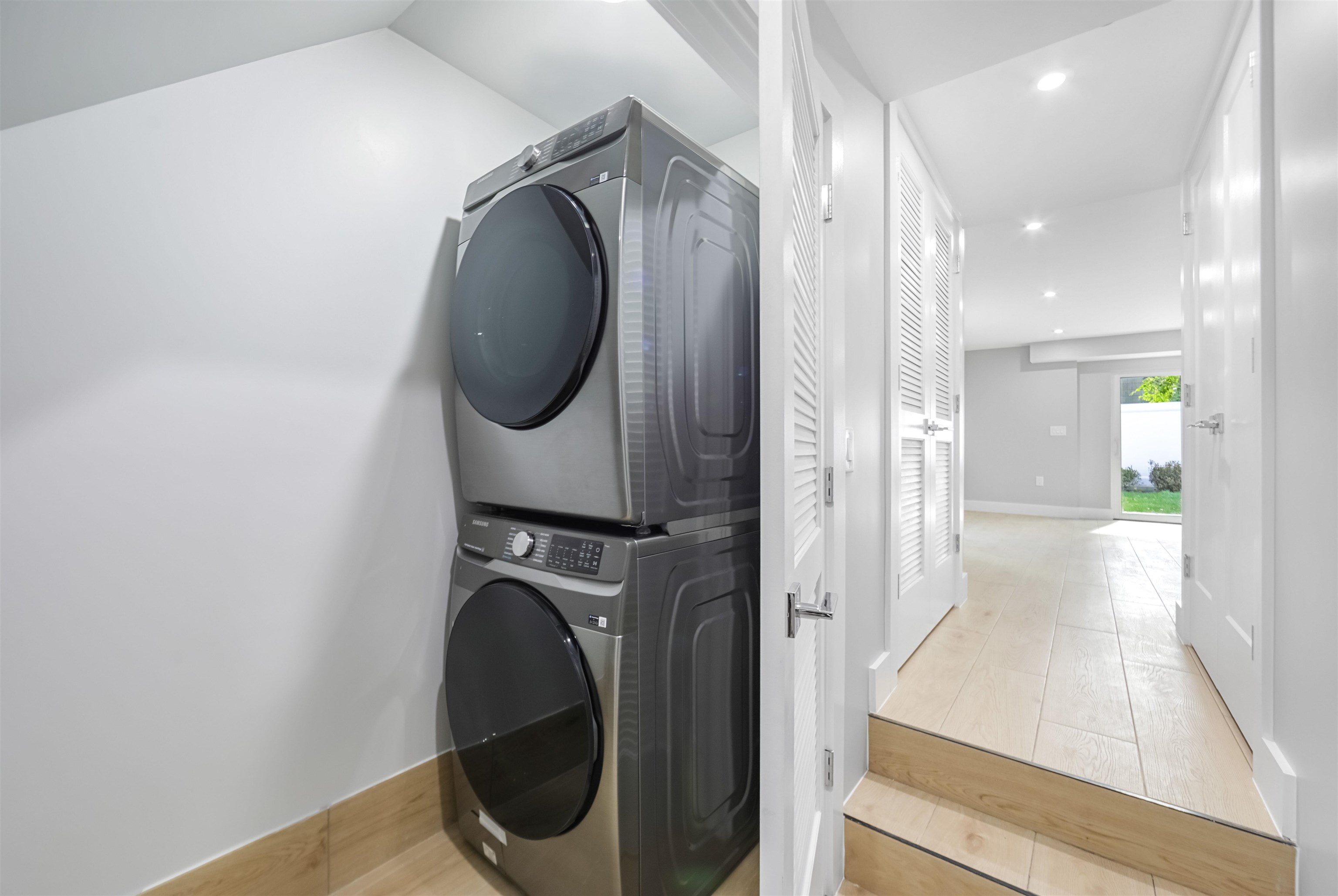 88 WEST 20TH ST Unit: 1