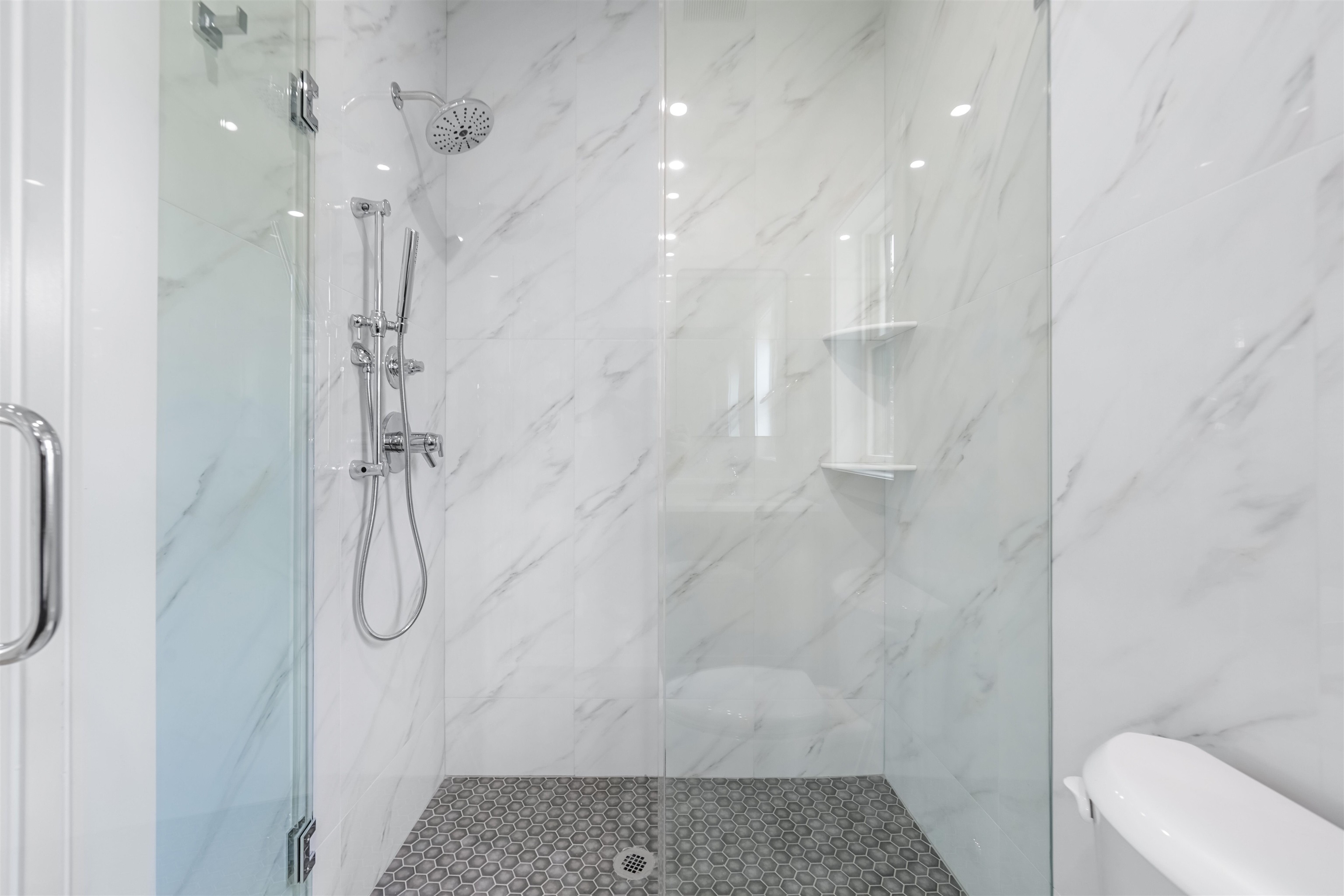 88 WEST 20TH ST Unit: 1