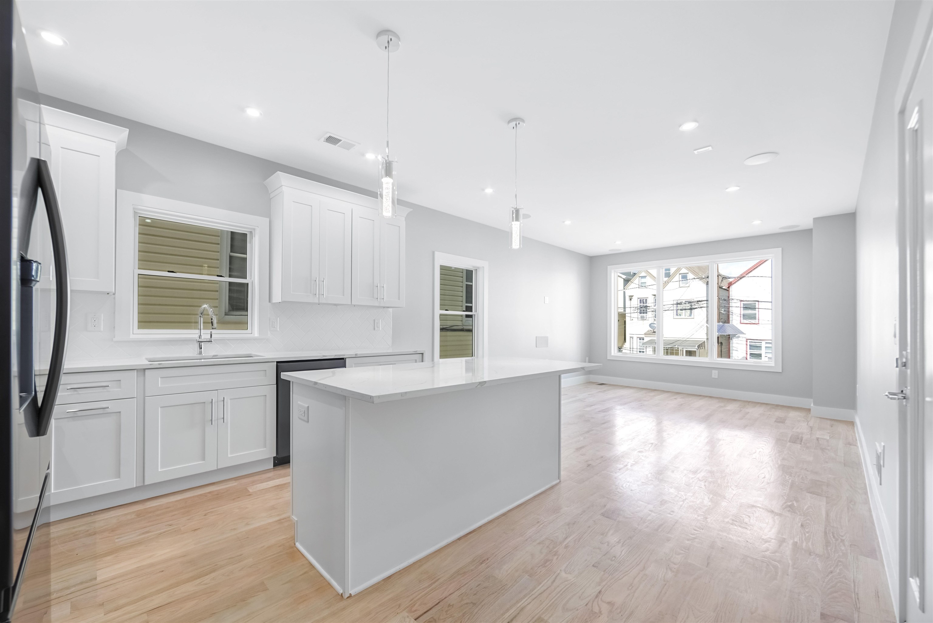 88 WEST 20TH ST Unit: 1