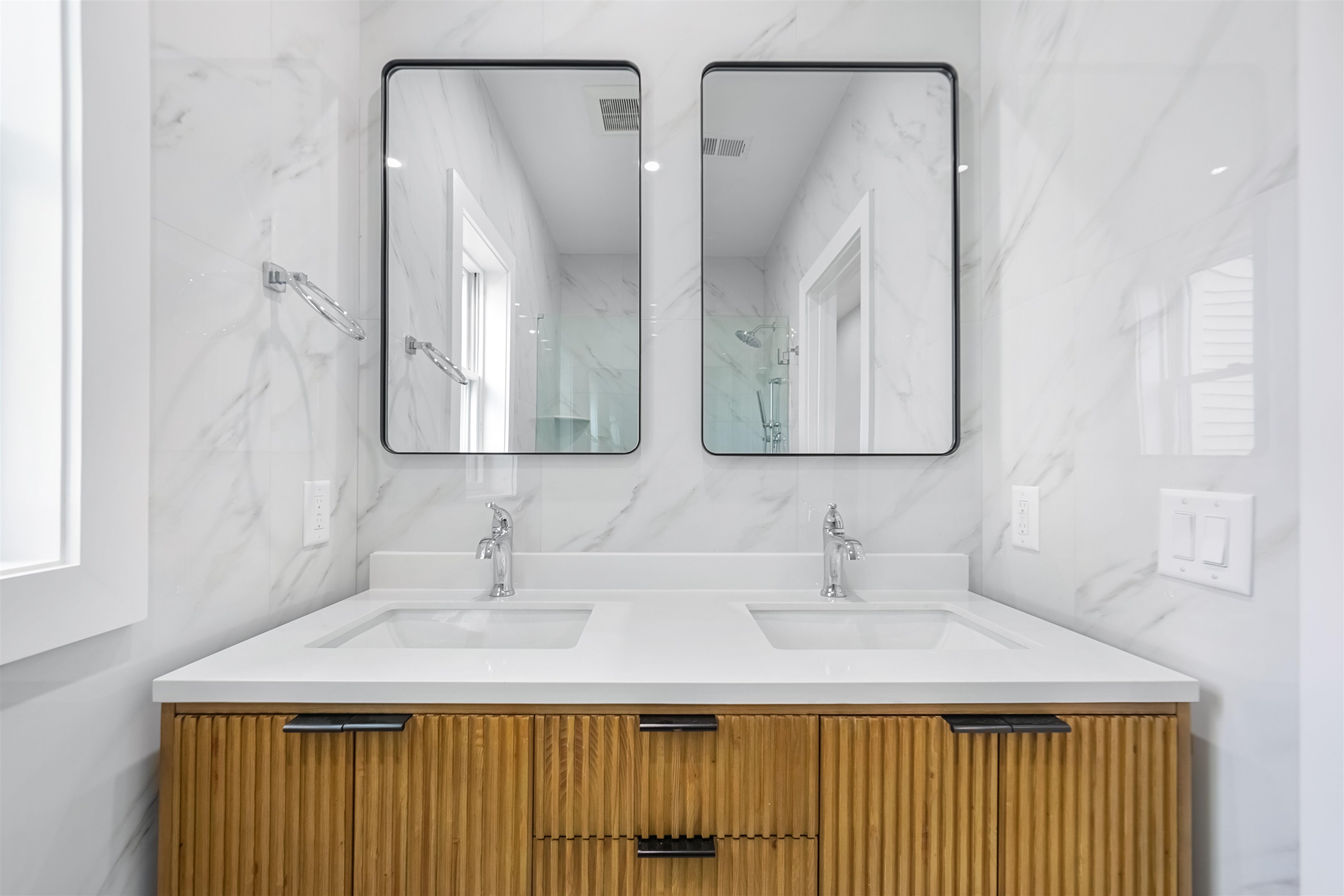 88 WEST 20TH ST Unit: 1