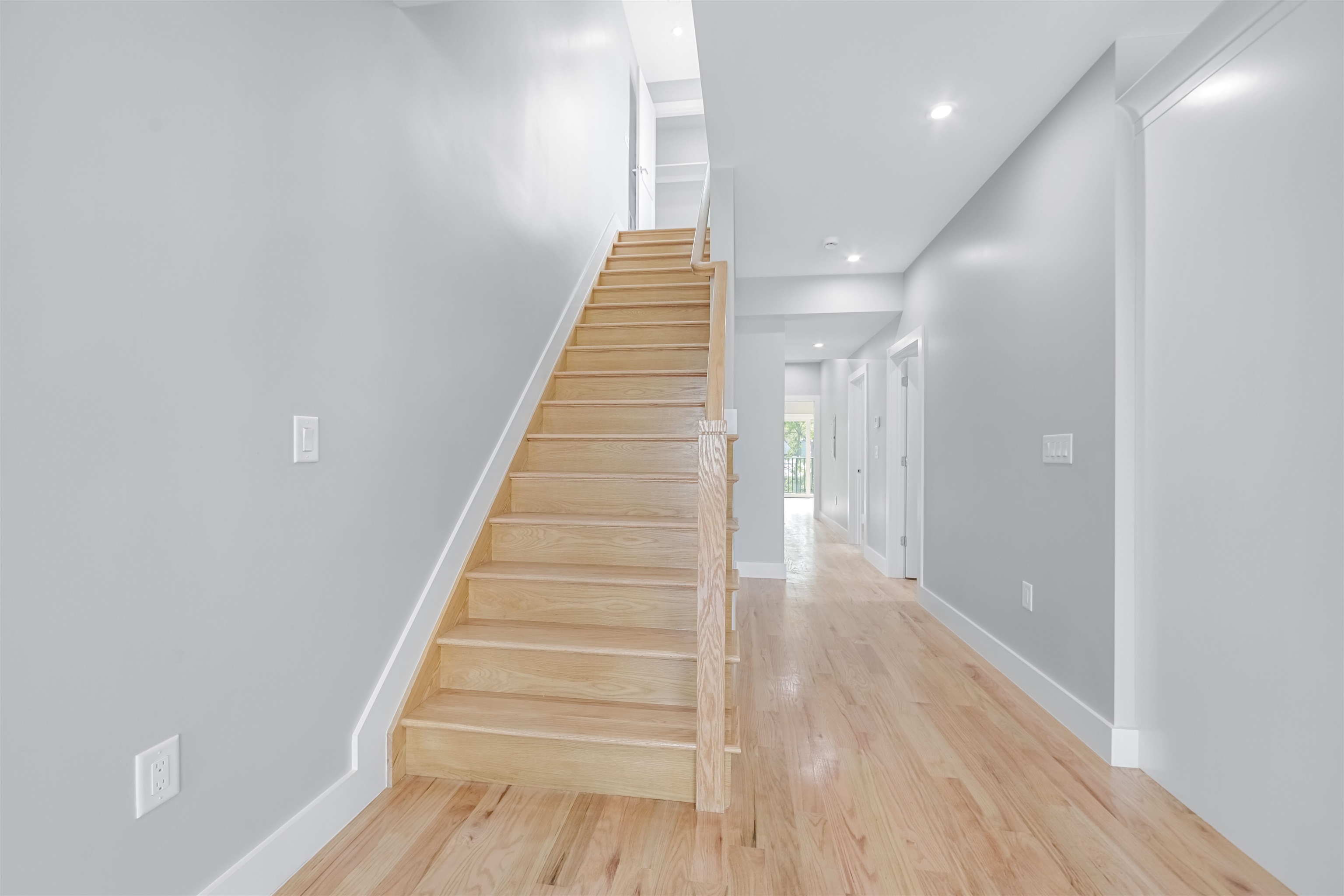 88 WEST 20TH ST Unit: 2