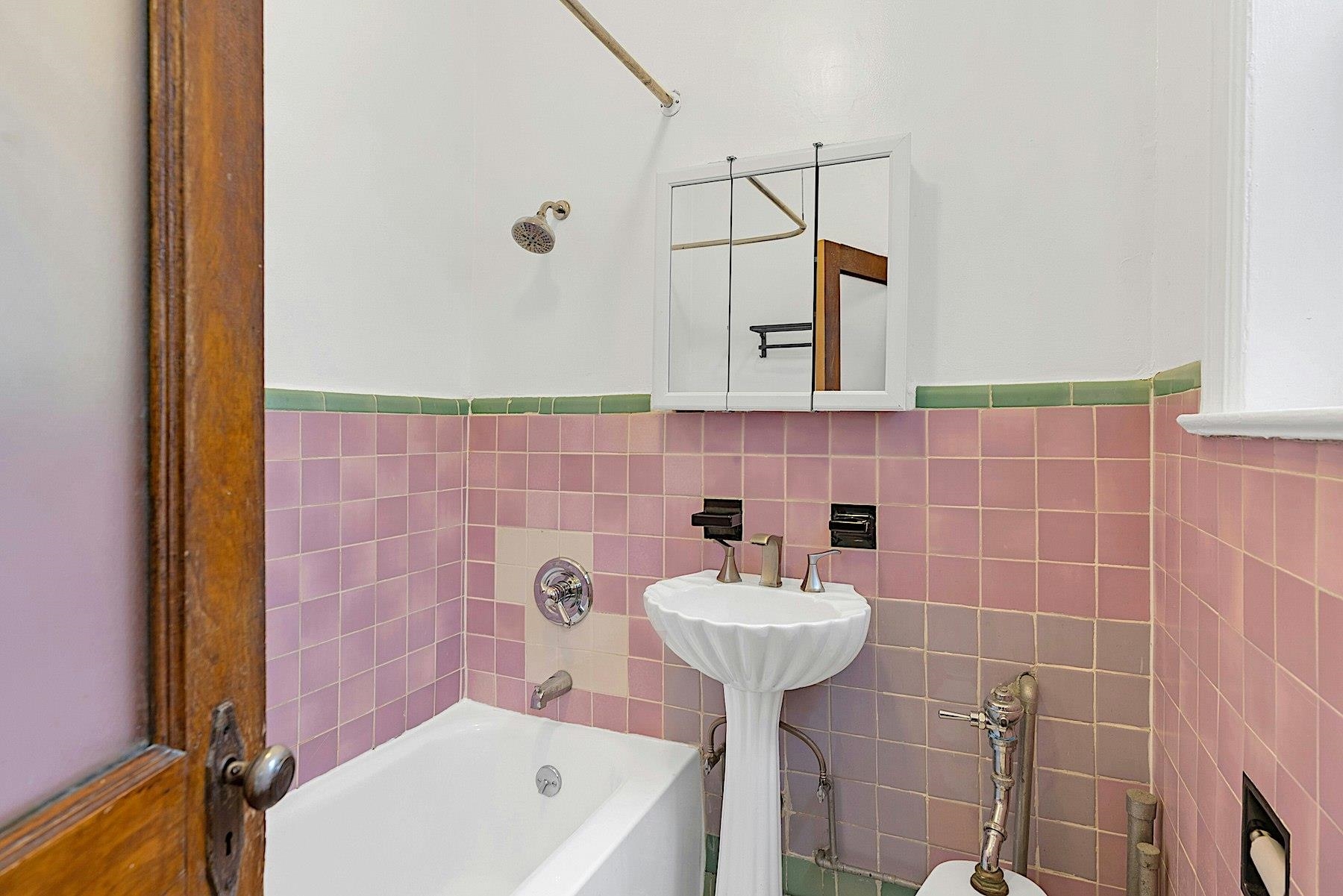 79 MADISON ST Unit: 4A