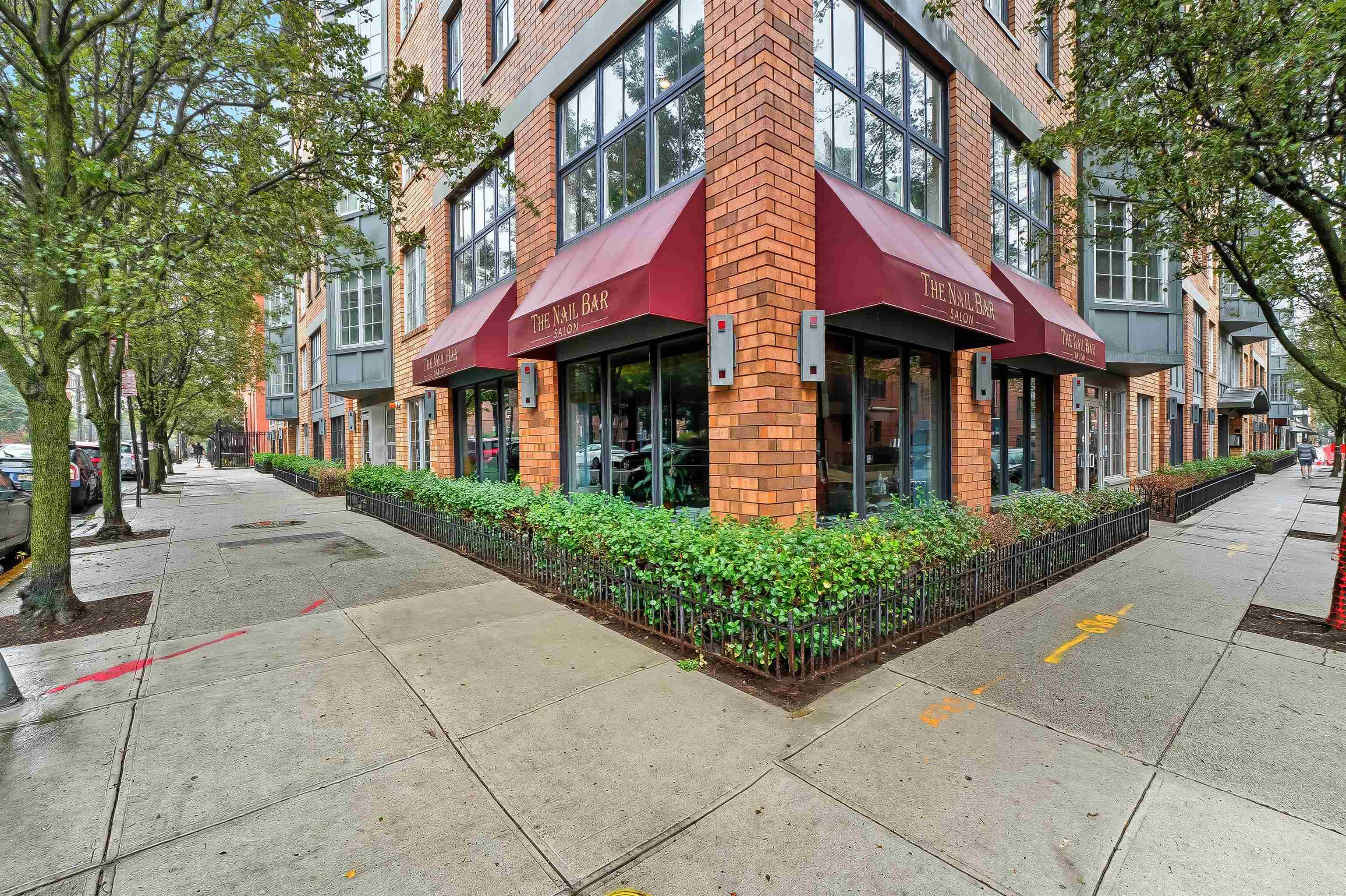 501 9TH ST Unit: COMMB