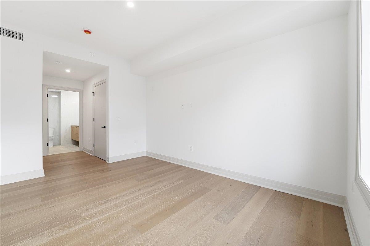 921 MADISON ST Unit: 608